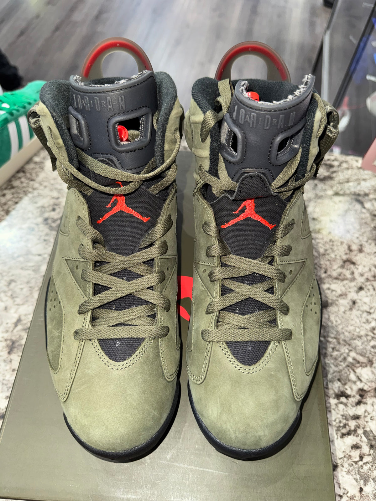 Jordan 6 Retro Travis Scott