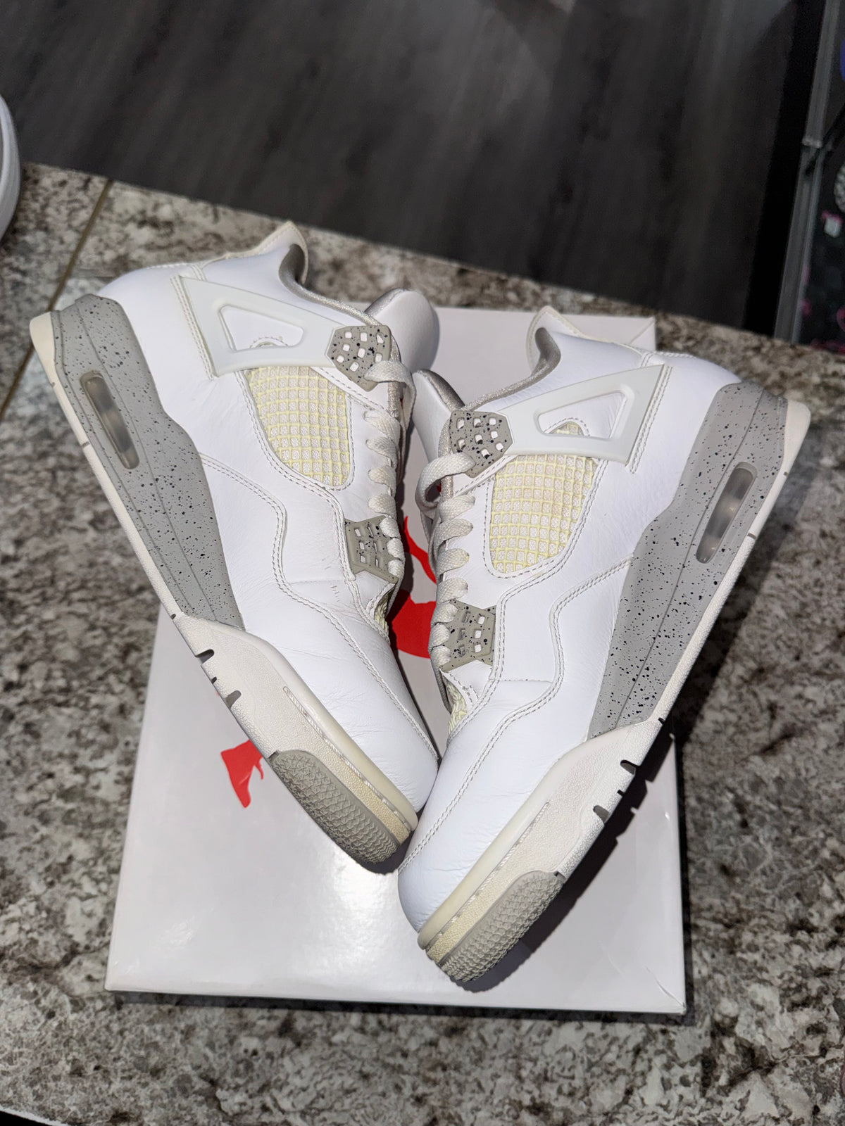 Jordan 4 Retro White Oreo (2021)