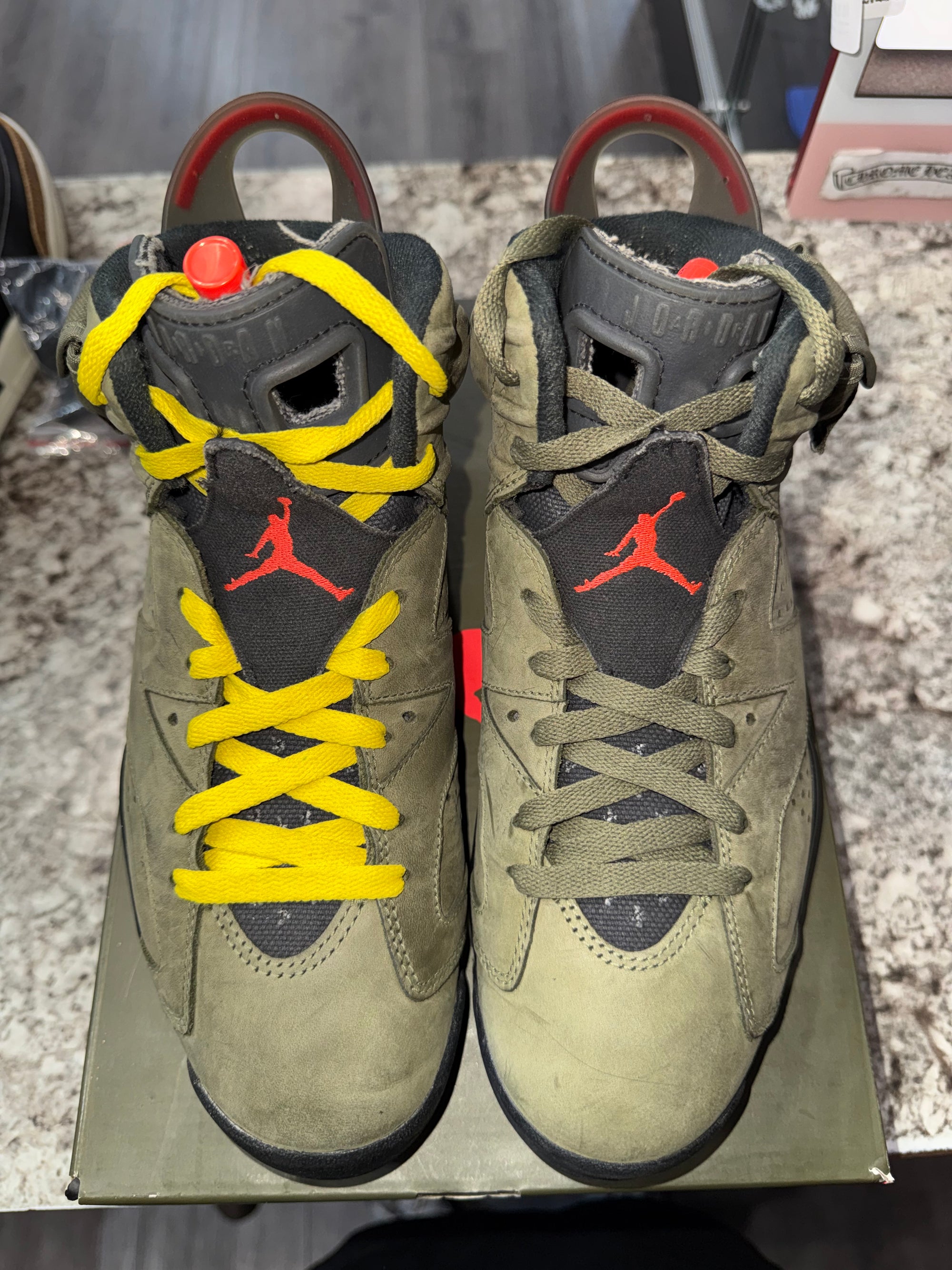 Jordan 6 Retro Travis Scott