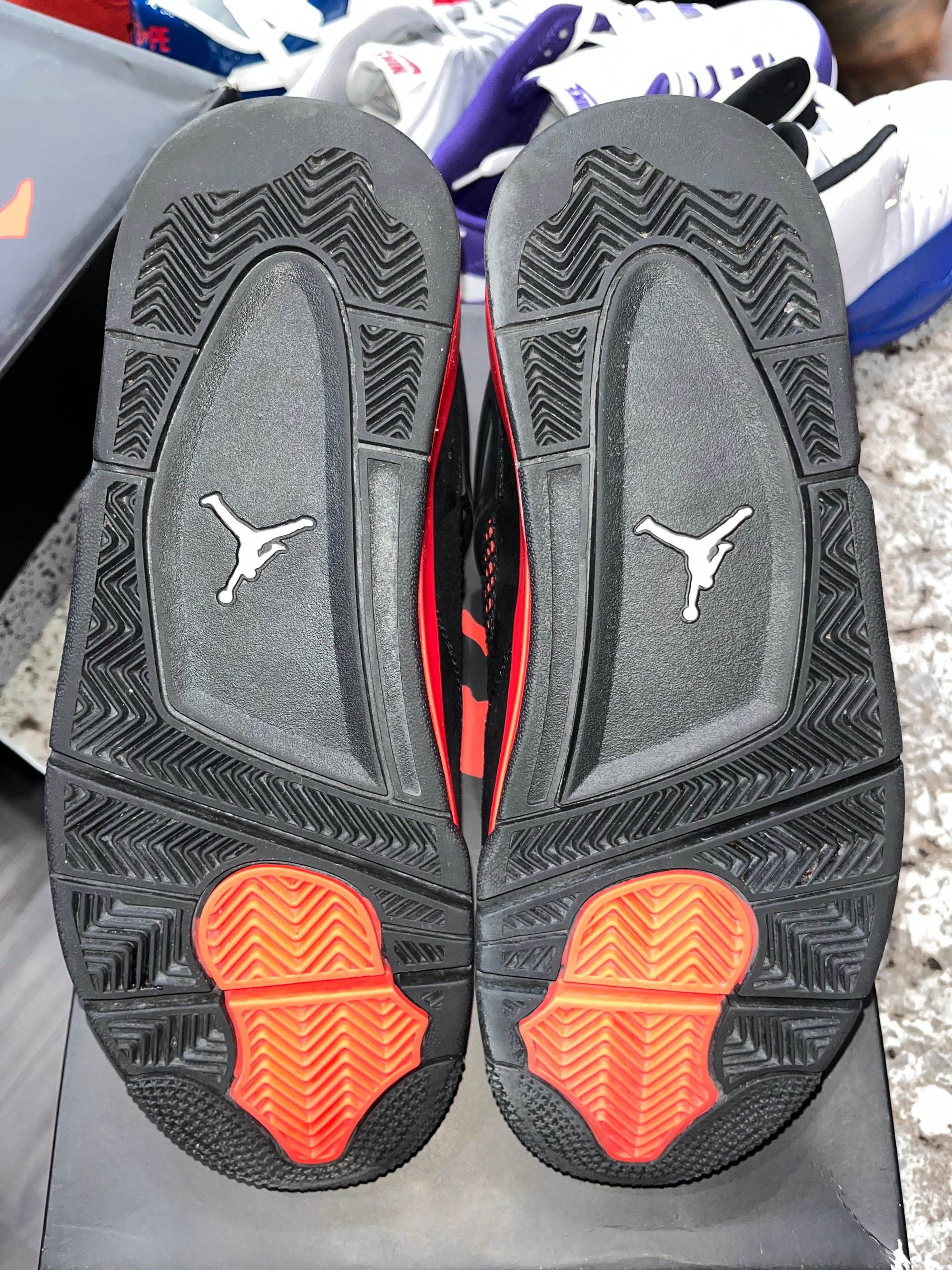 Jordan 4 Retro Red Thunder