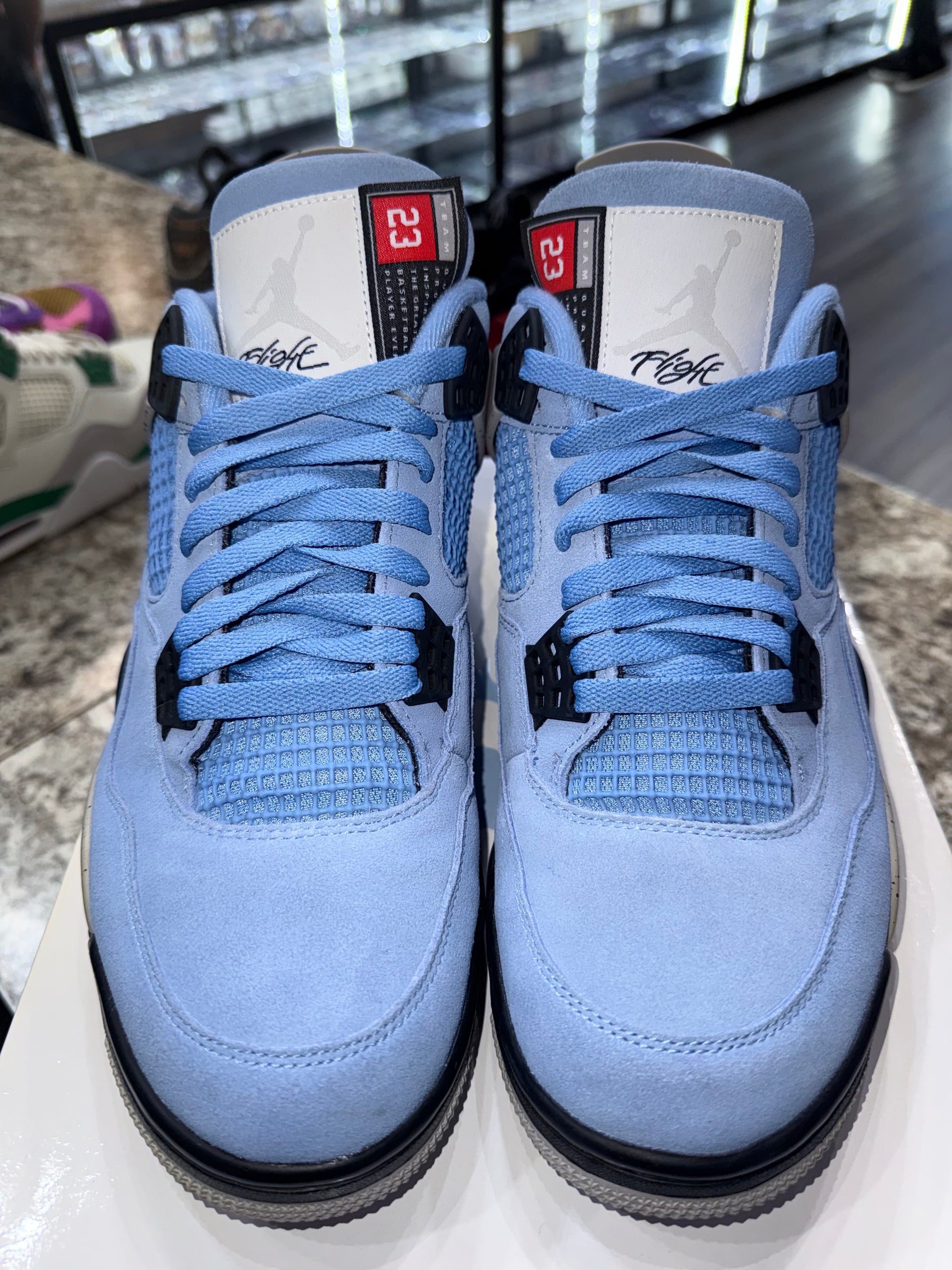 Jordan 4 Retro University Blue