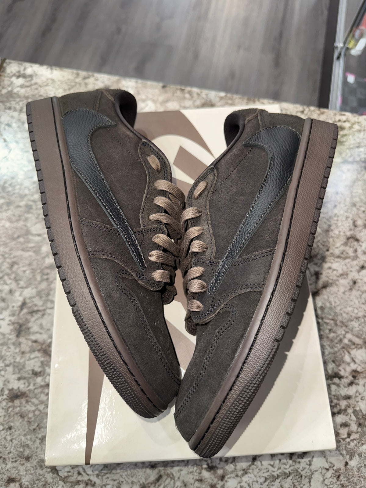 Jordan 1 Retro Low OG SP Travis Scott Velvet Brown