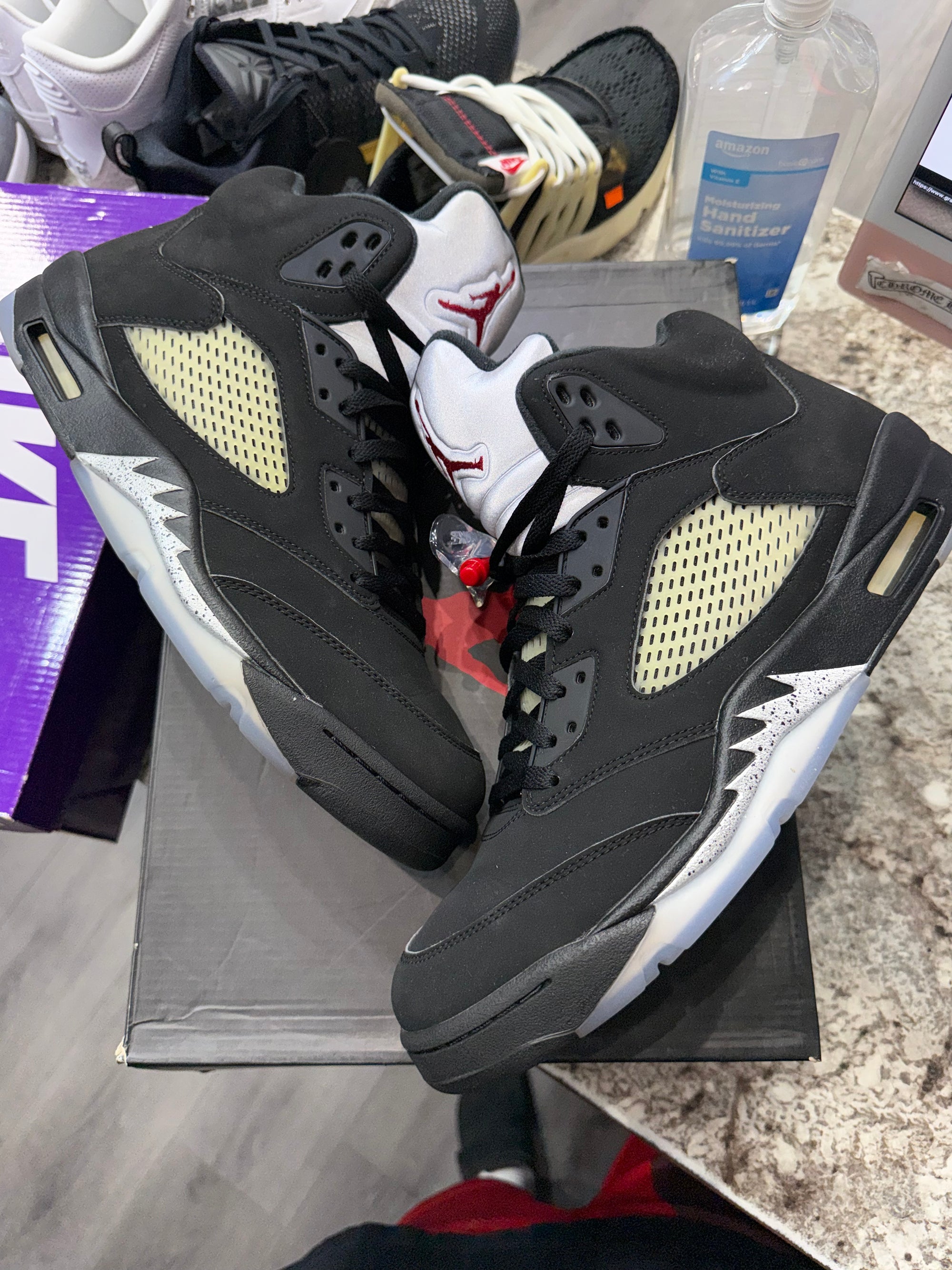 Jordan 5 Retro Black Metallic (2016)