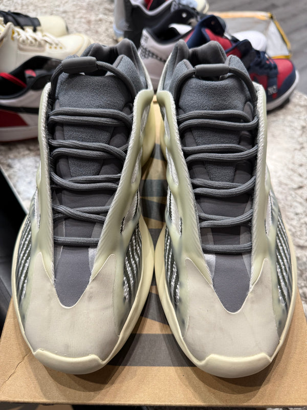 adidas Yeezy 700 V3 Fade Salt