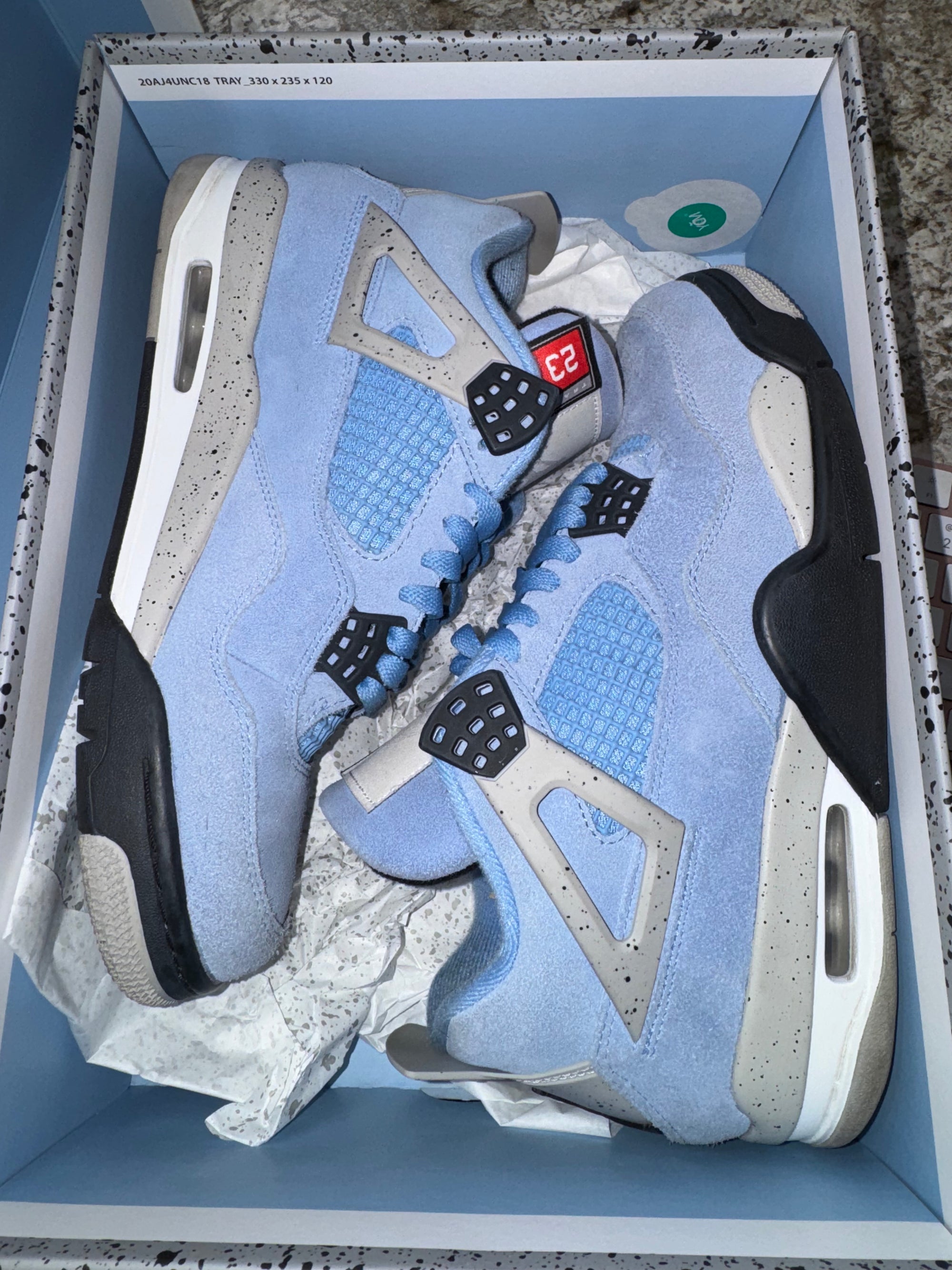 Jordan 4 Retro University Blue