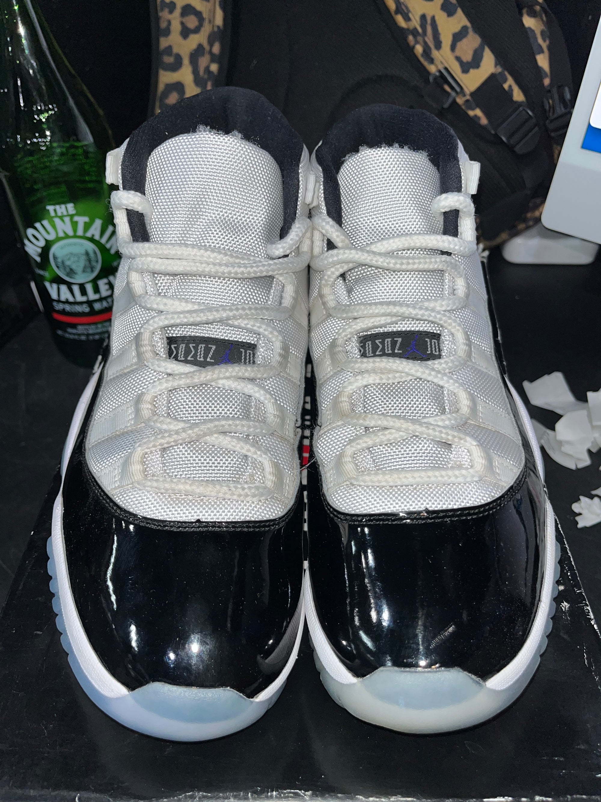 Jordan 11 Retro Concord (2018) (DAMAGED BOX)