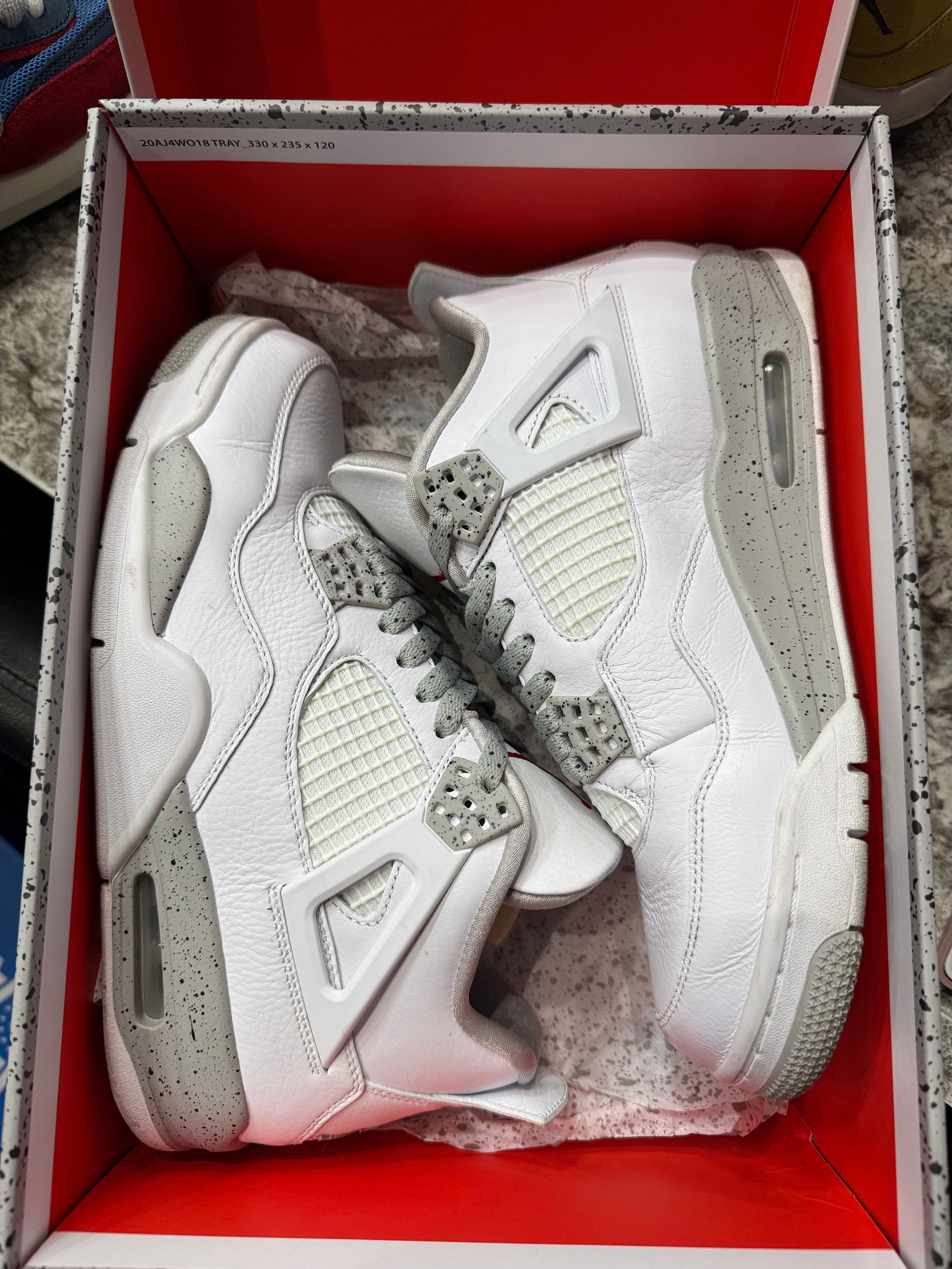 Jordan 4 Retro White Oreo (2021)