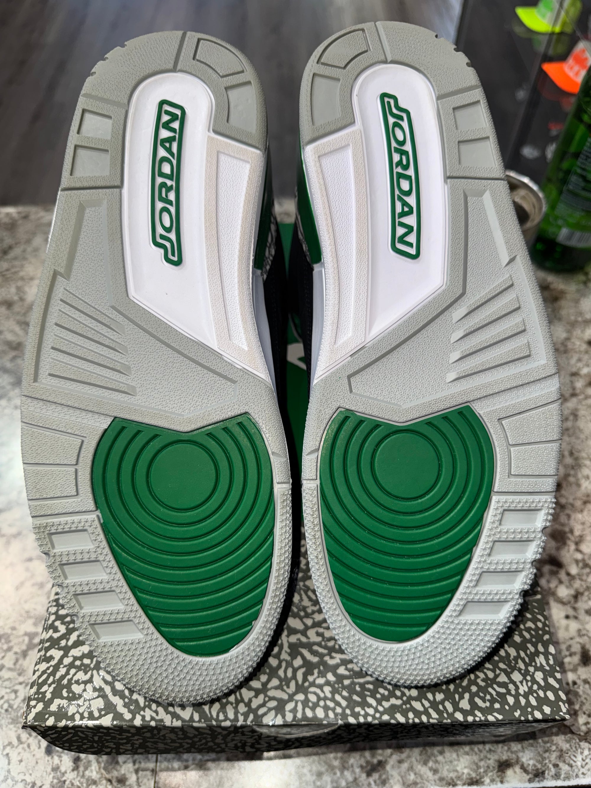 Jordan 3 Retro Pine Green