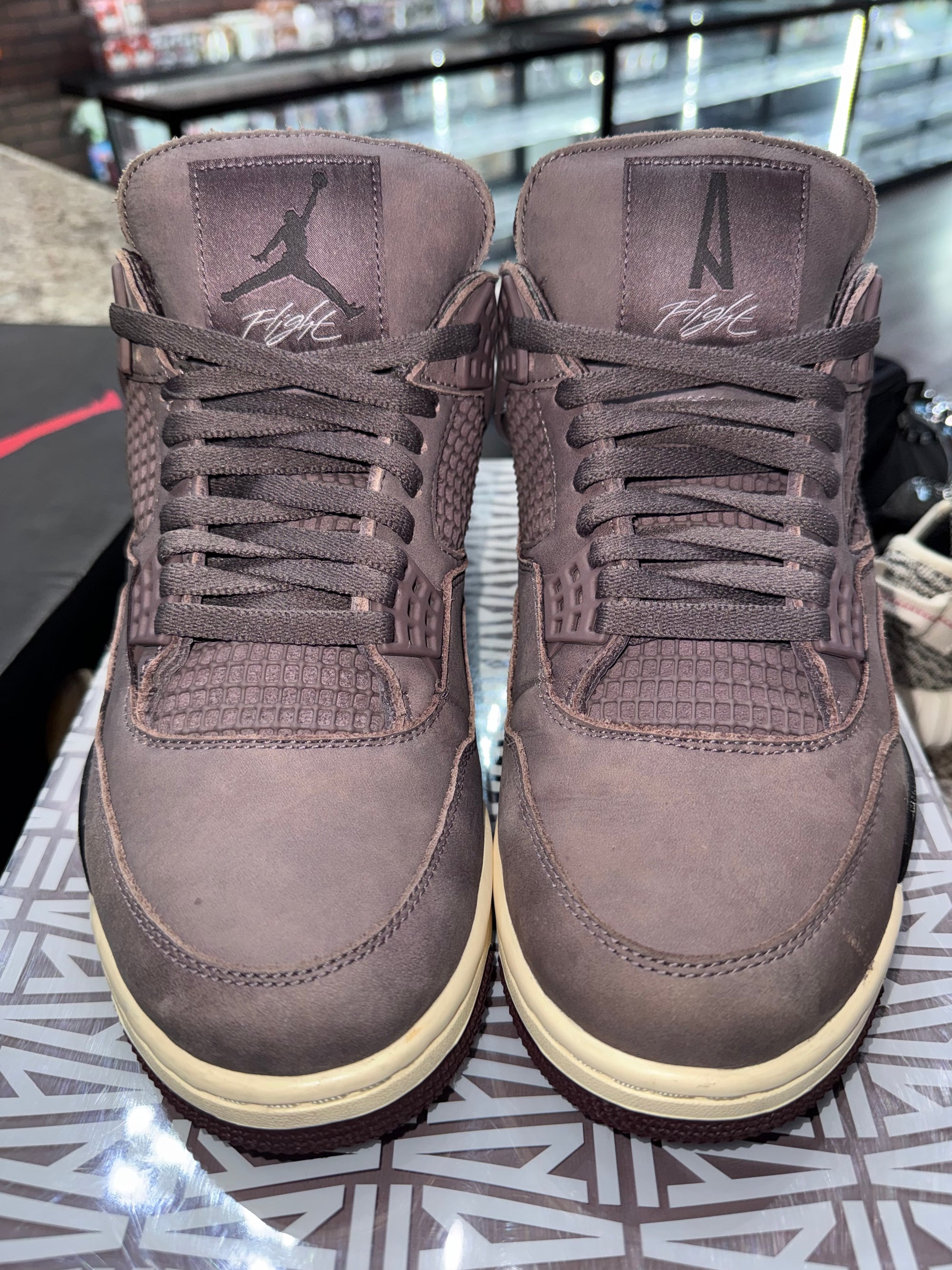 Jordan 4 Retro SP A Ma Maniére Violet Ore