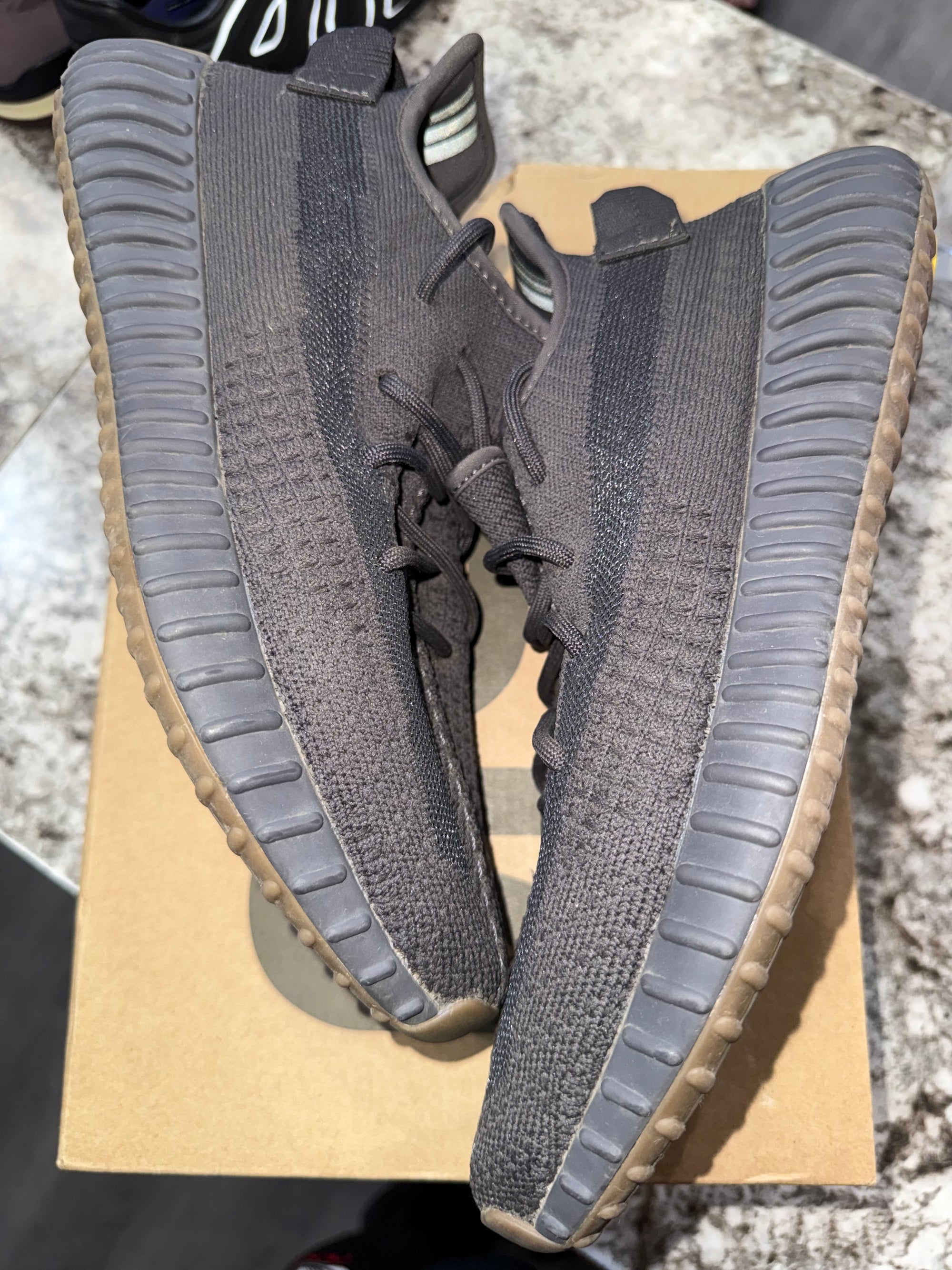adidas Yeezy Boost 350 V2 Cinder