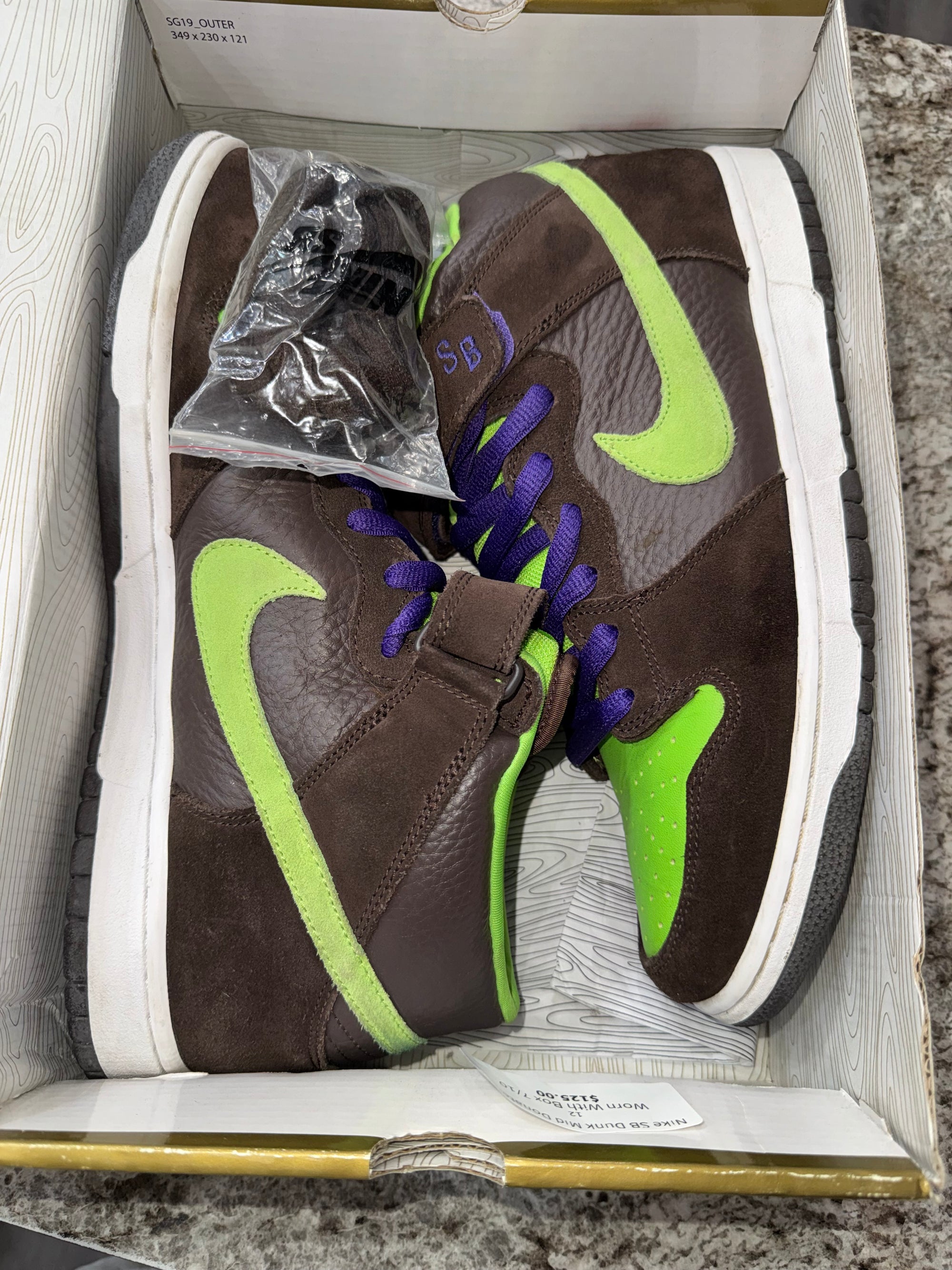 Nike SB Dunk Mid Donatello