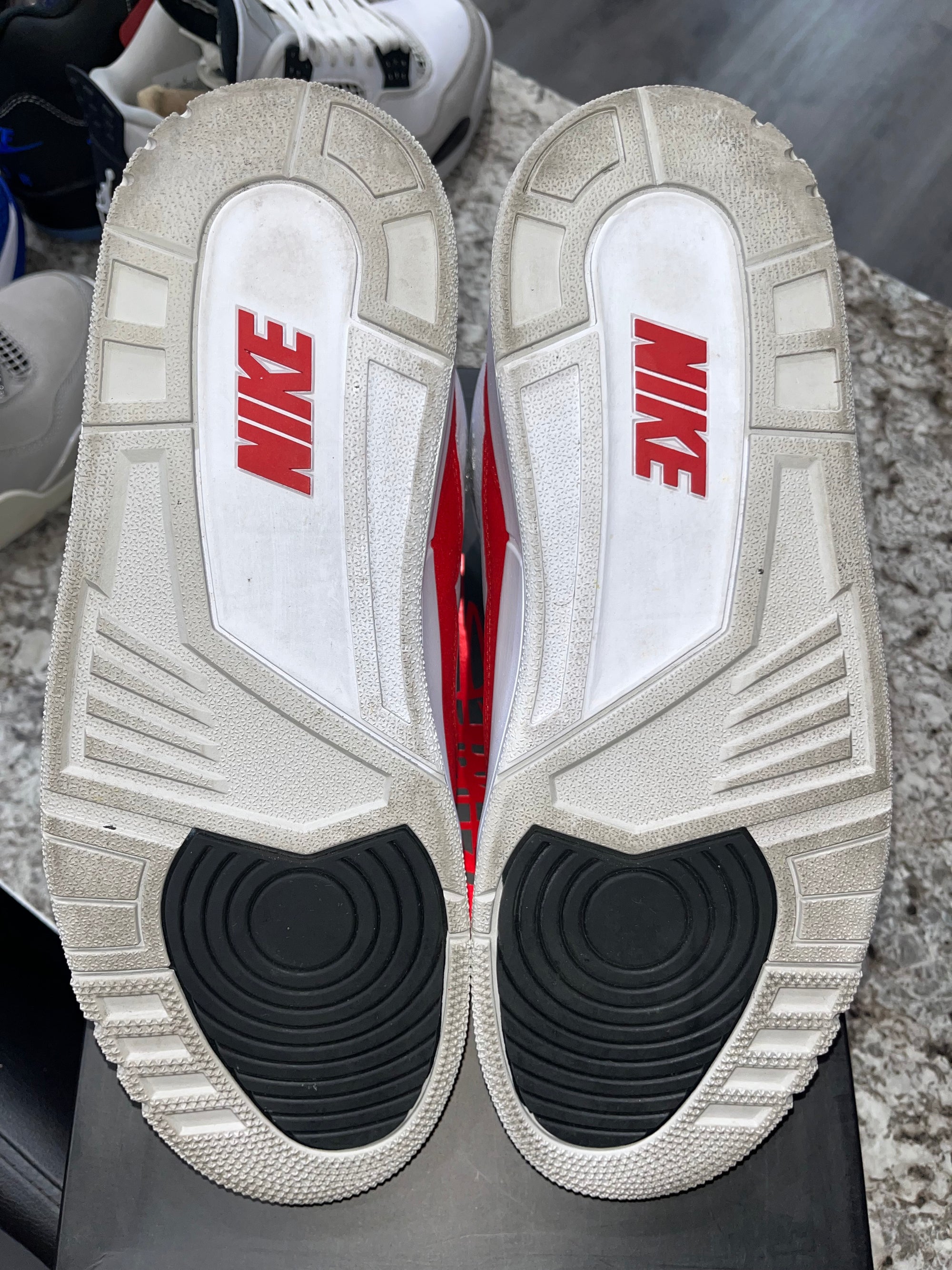 Jordan 3 Retro Tinker White University Red