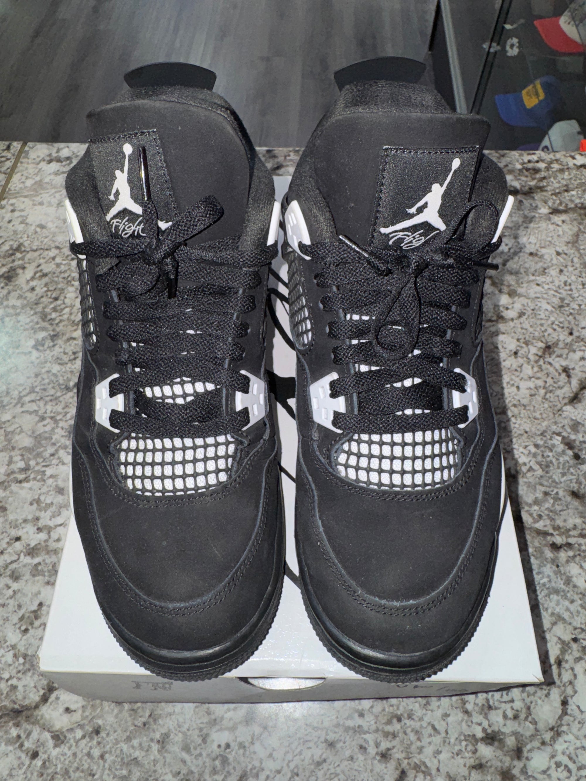Jordan 4 Retro White Thunder (GS)