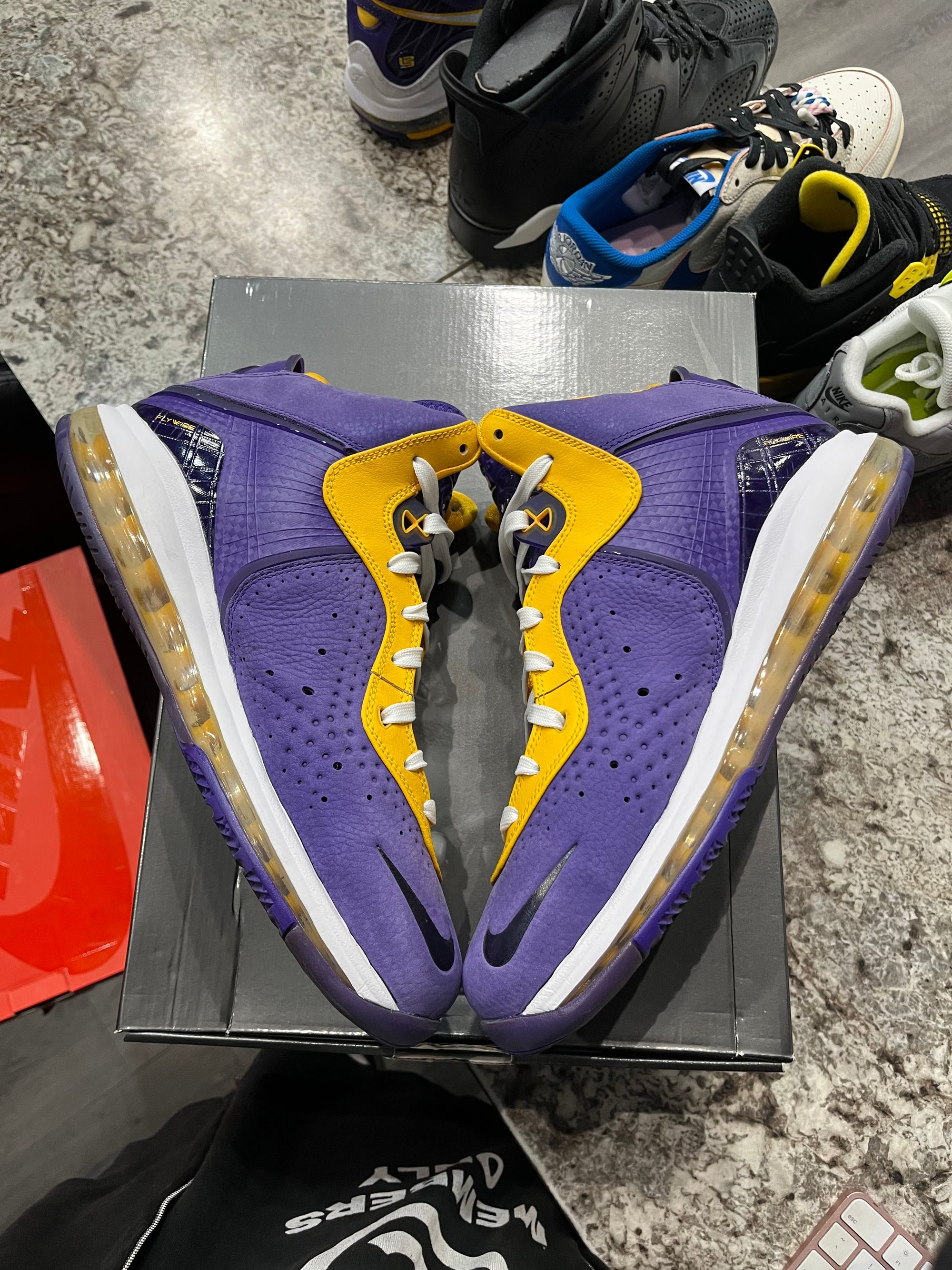 Nike LeBron 8 Lakers