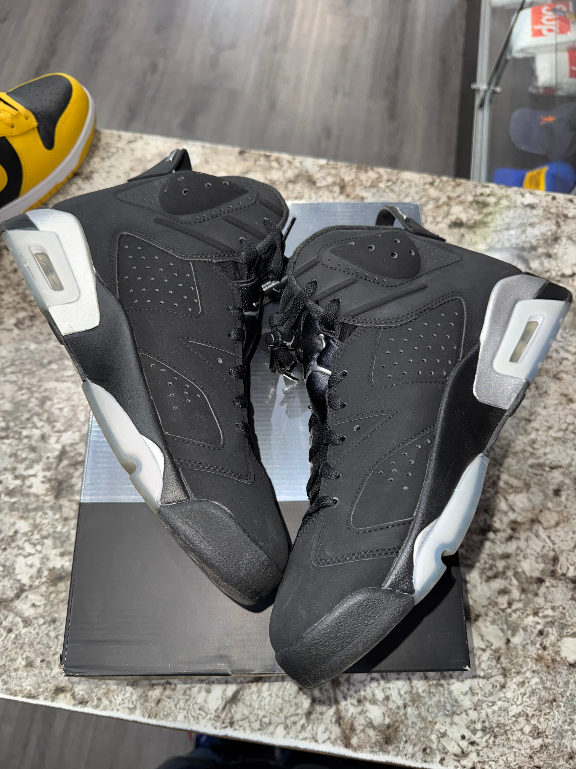 Jordan 6 Retro Chrome