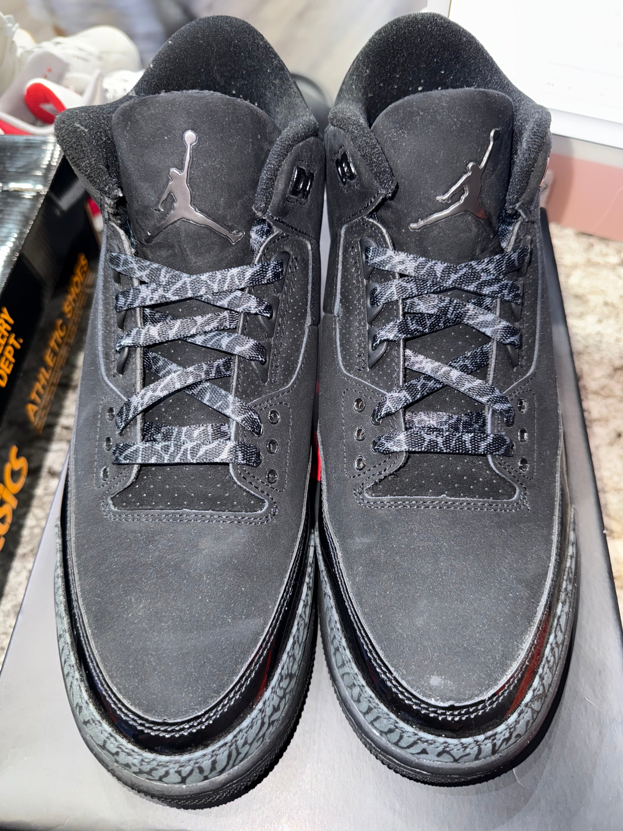 Jordan 3 Retro Black Cat (2025)