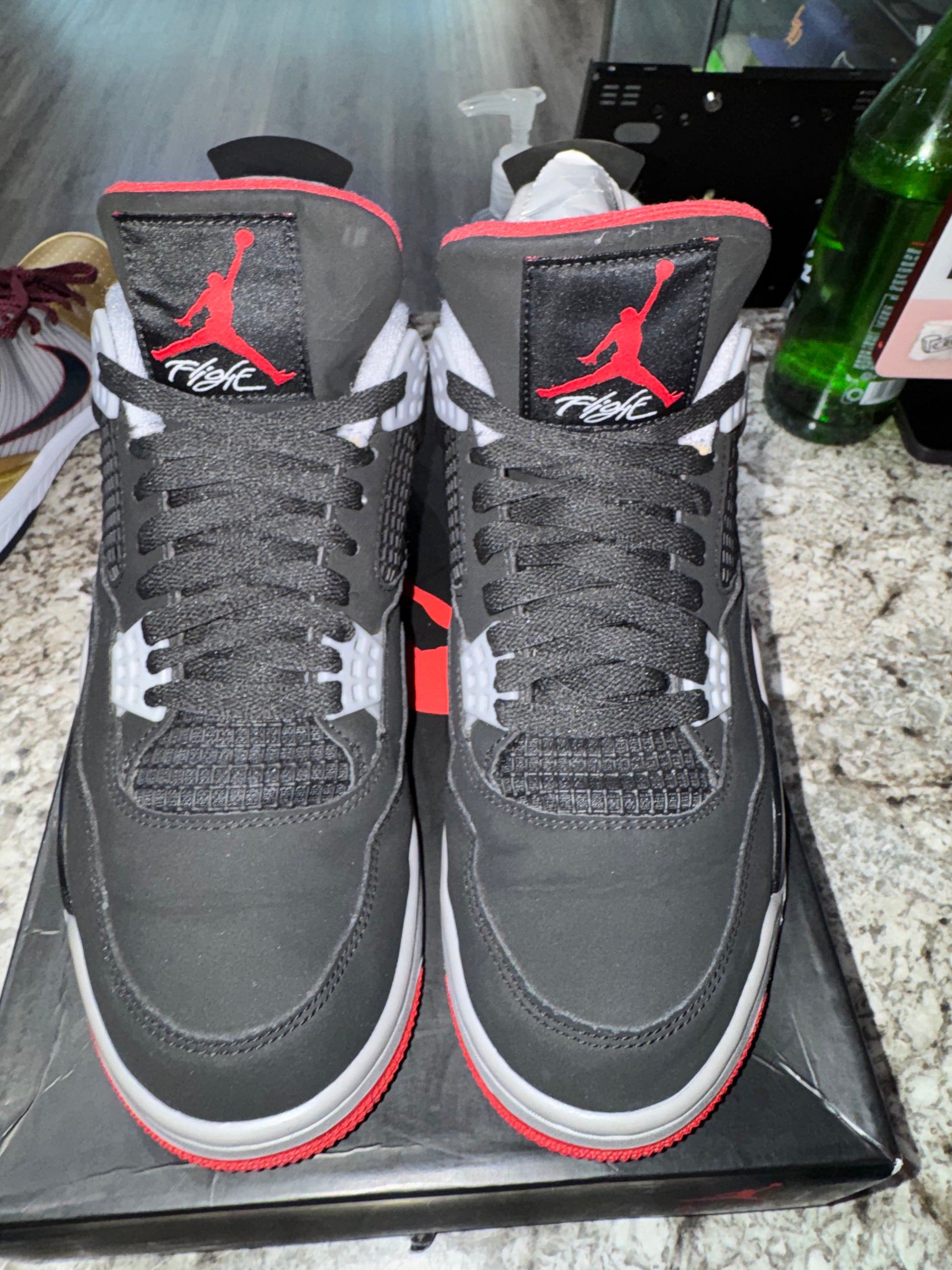 Jordan 4 Retro Bred (2019)