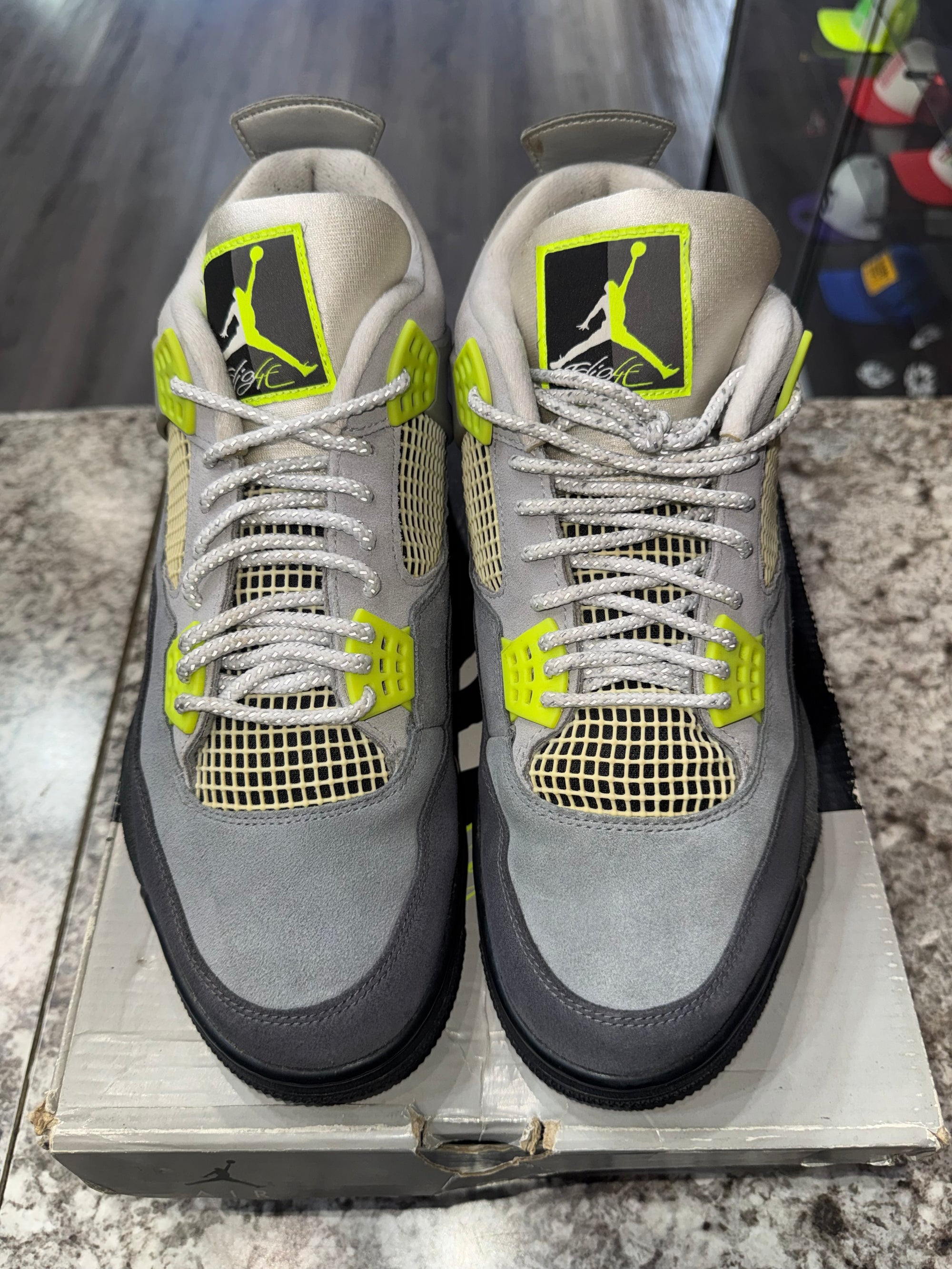Jordan 4 Retro SE 95 Neon