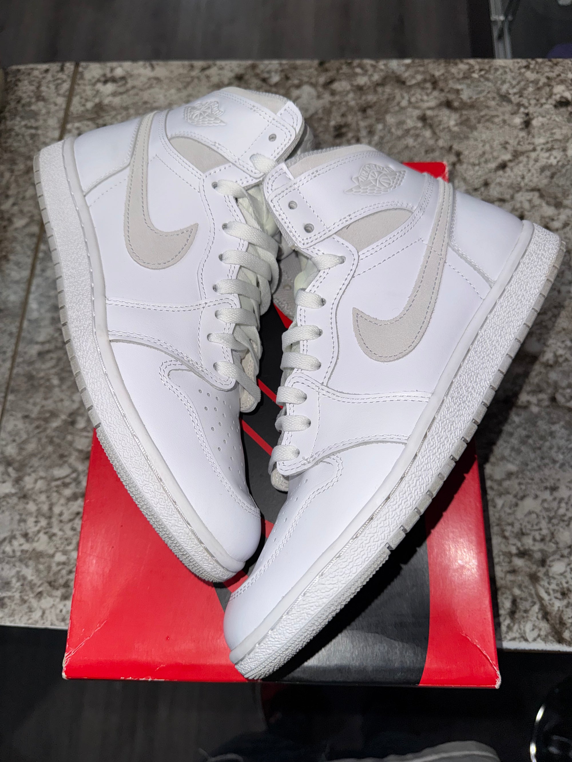 Jordan 1 Retro High '85 Neutral Grey