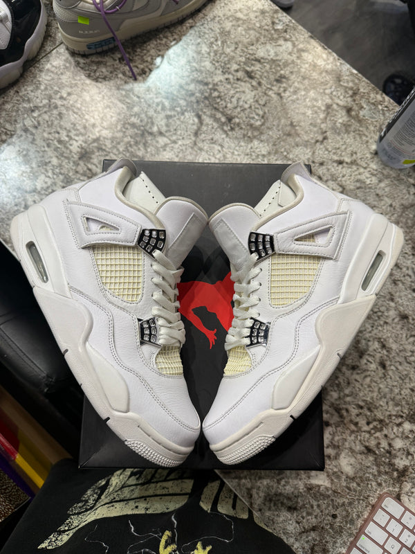 Jordan 4 Retro Pure Money (2017) (YELLOWING)