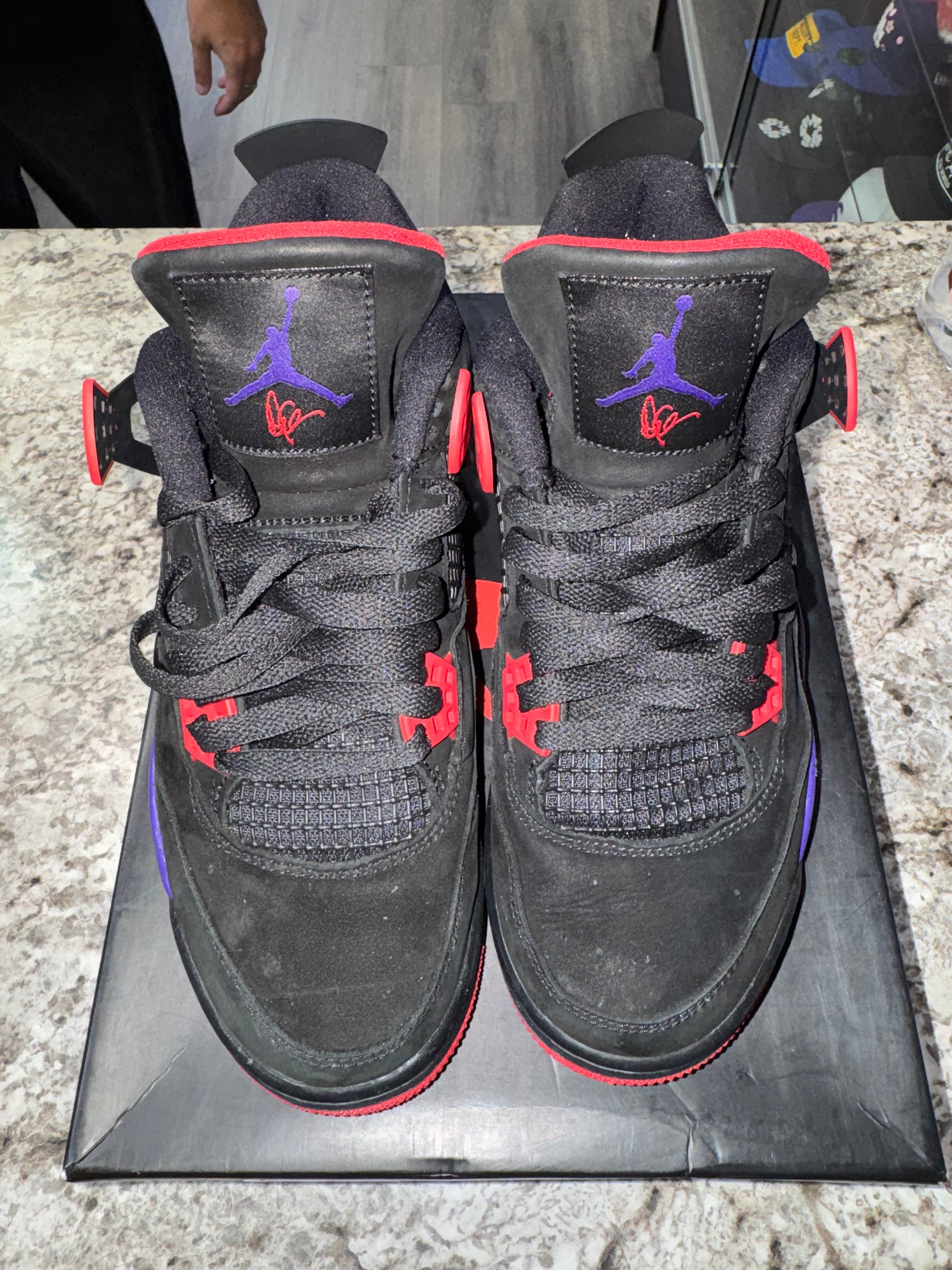 Jordan 4 Retro Raptors Drake OVO (2019)