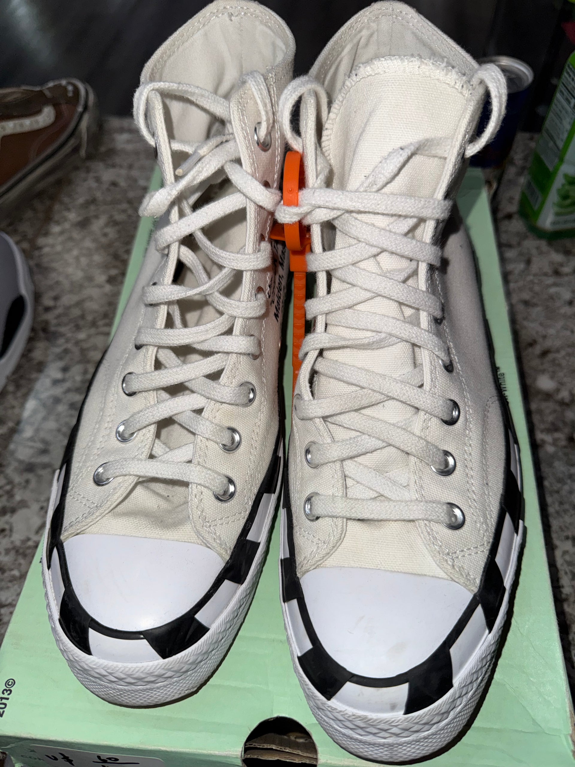 Converse Chuck Taylor All Star 70 Hi Off-White