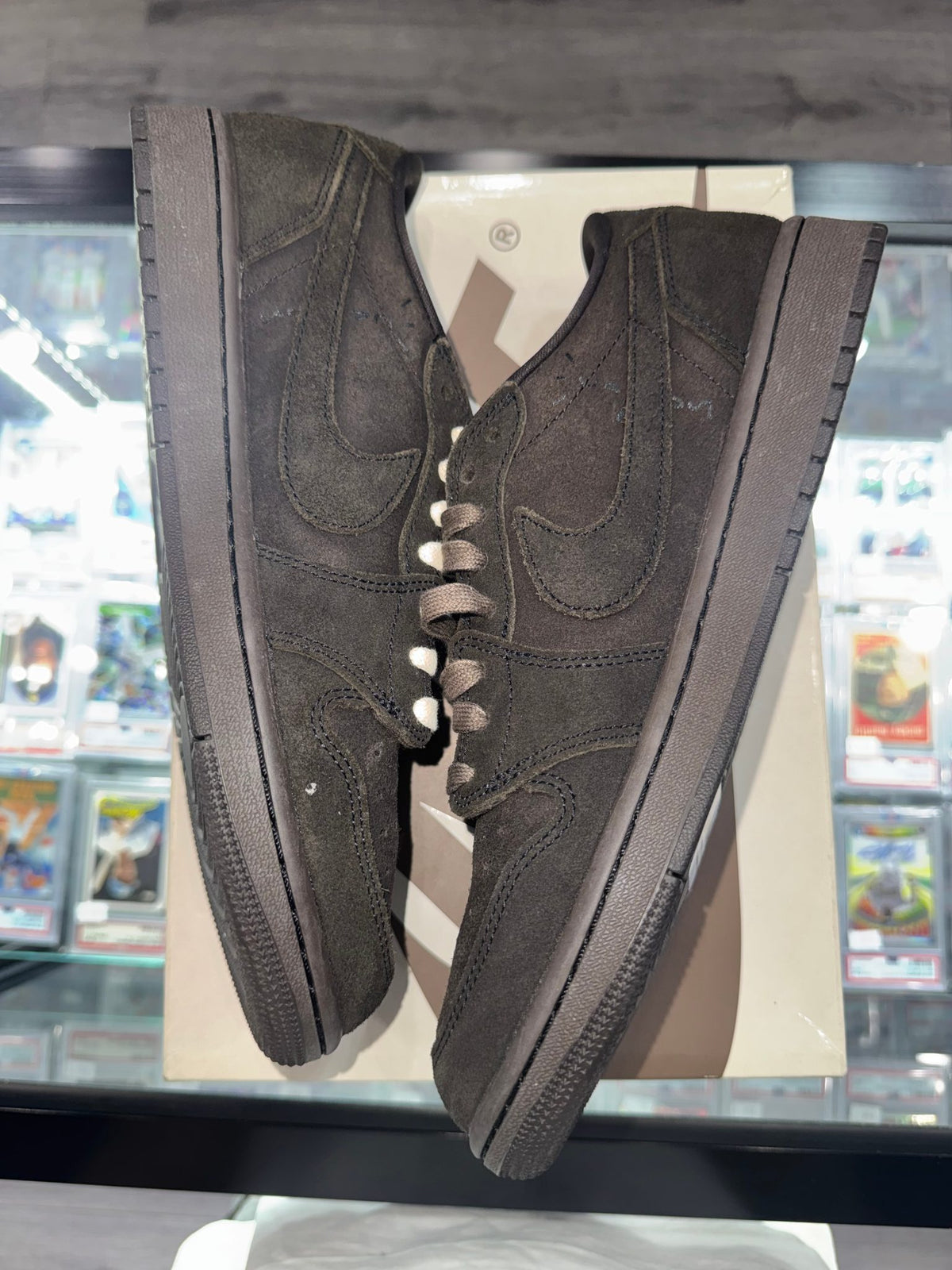 Jordan 1 Retro Low OG SP Travis Scott Velvet Brown