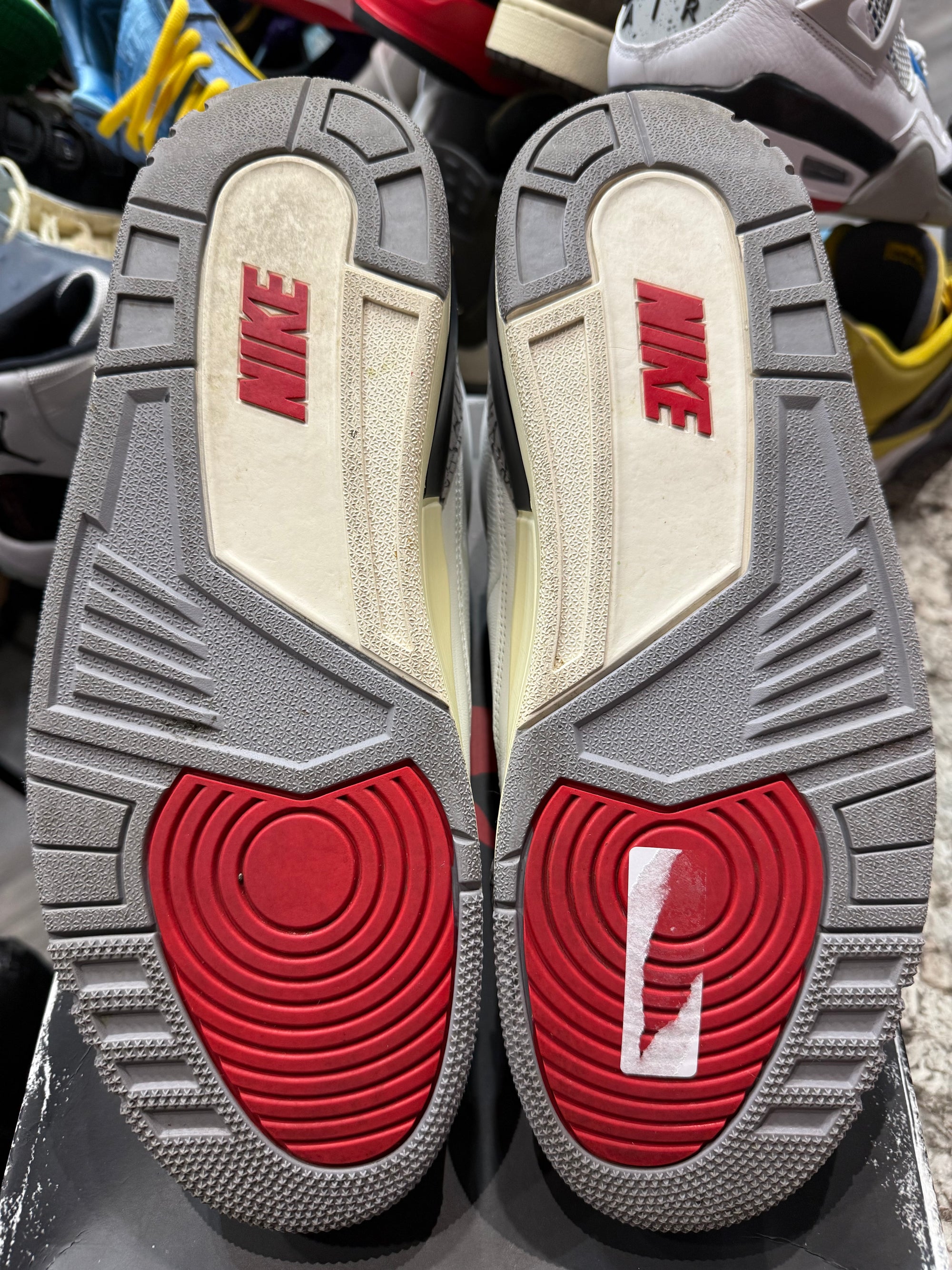 Jordan 3 Retro White Cement Reimagined (DAMAGED BOX)