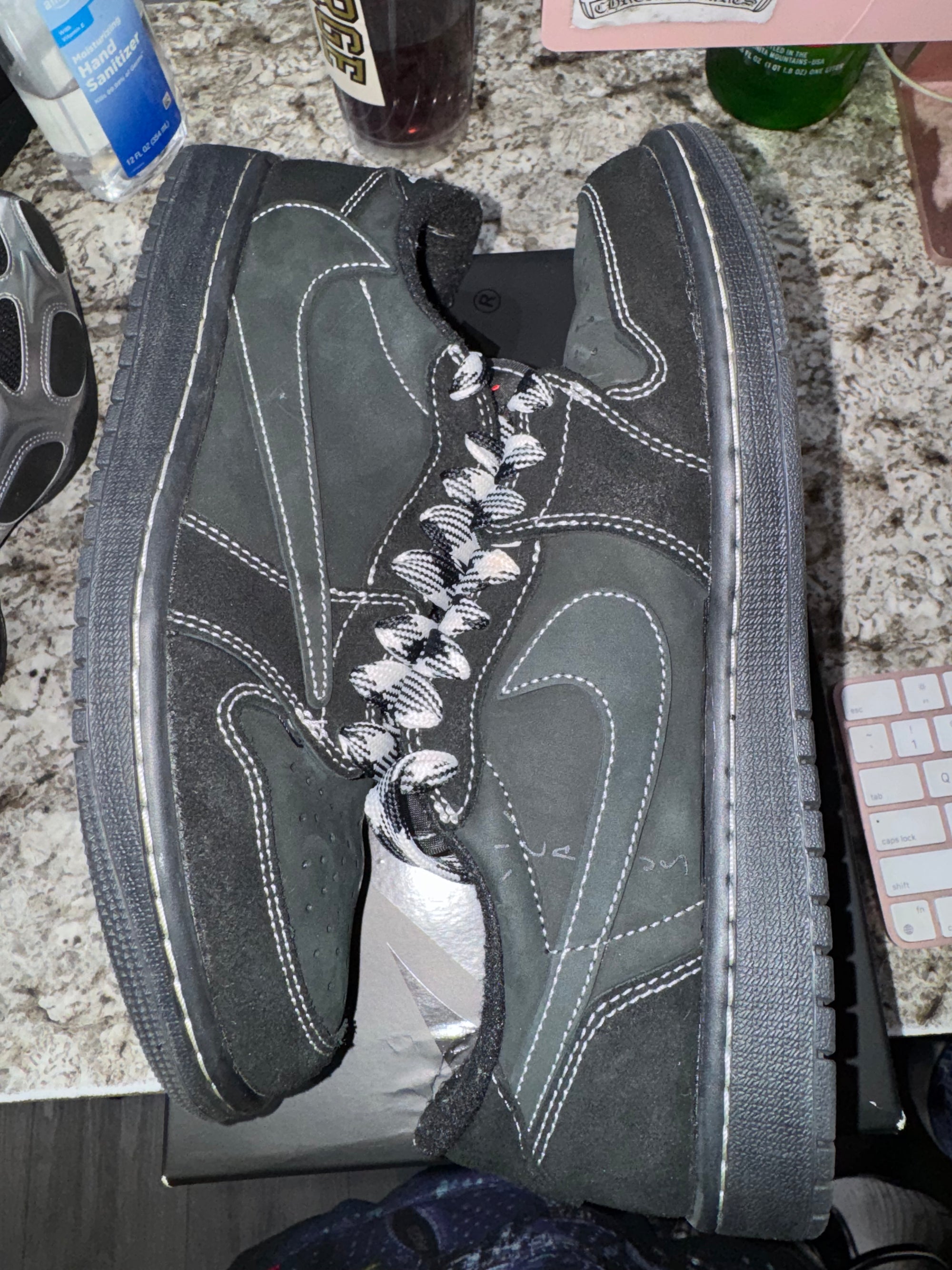 Jordan 1 Retro Low OG SP Travis Scott Black Phantom