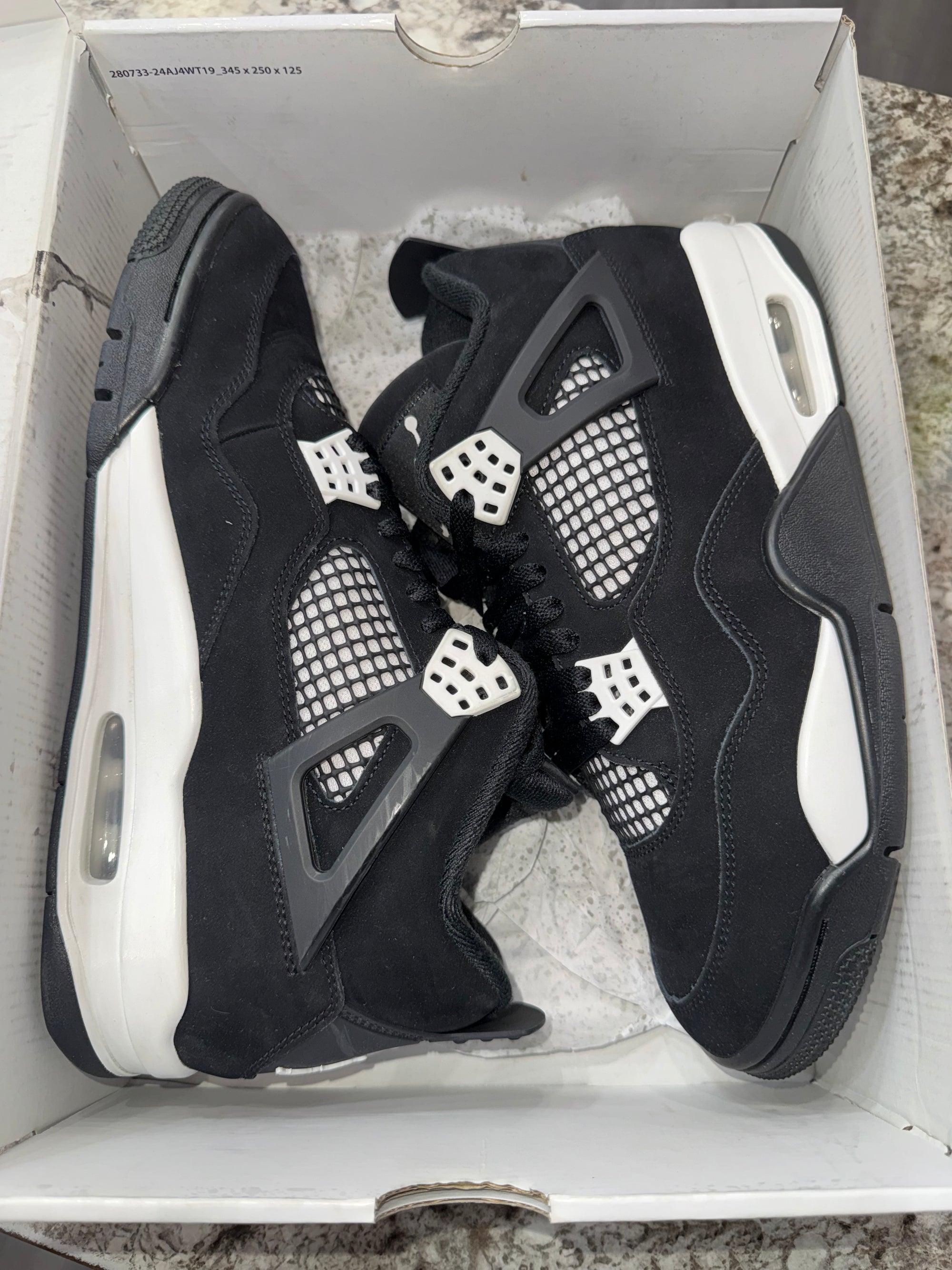 Jordan 4 Retro White Thunder