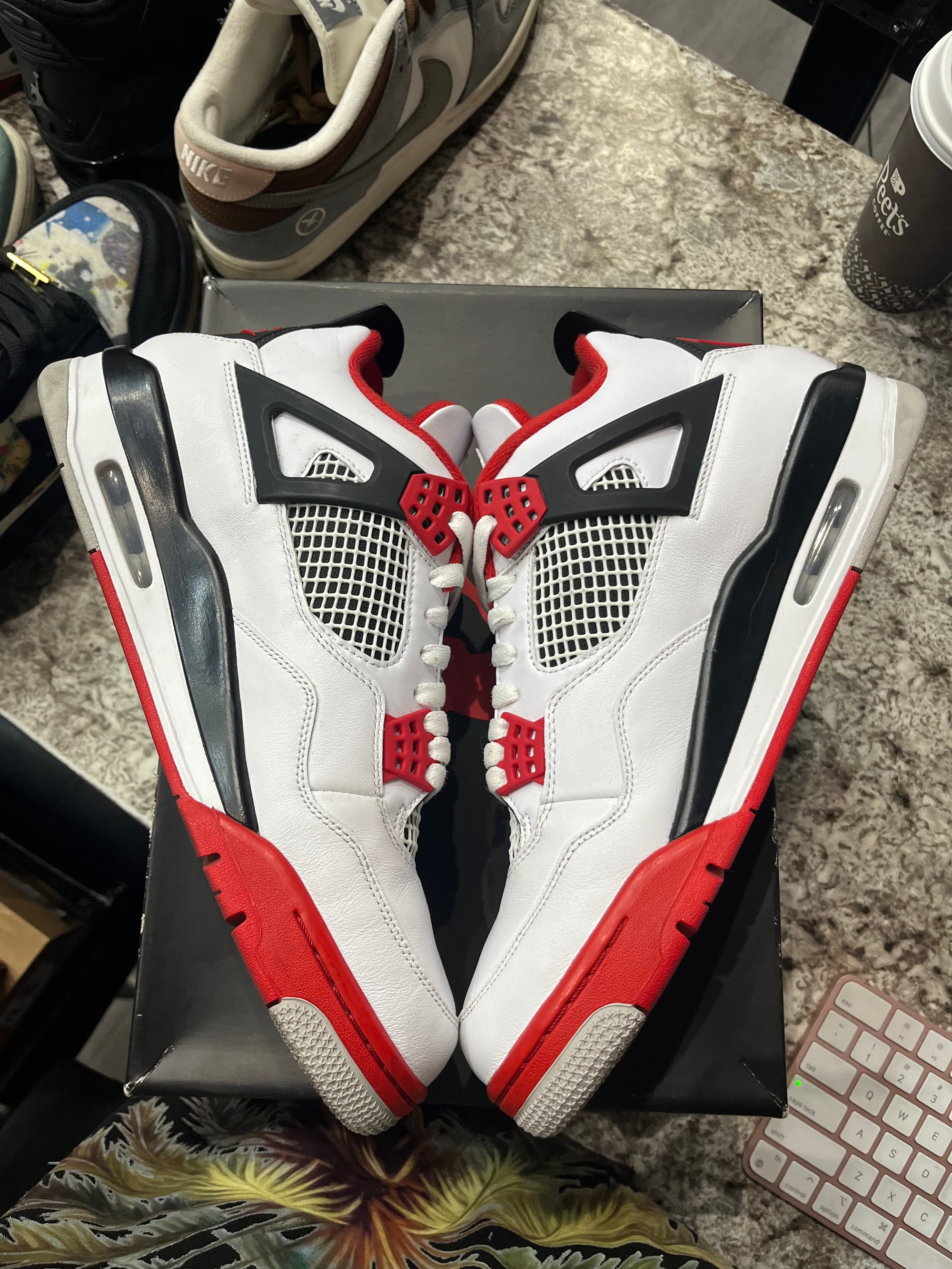 Jordan 4 Retro Fire Red (2020)