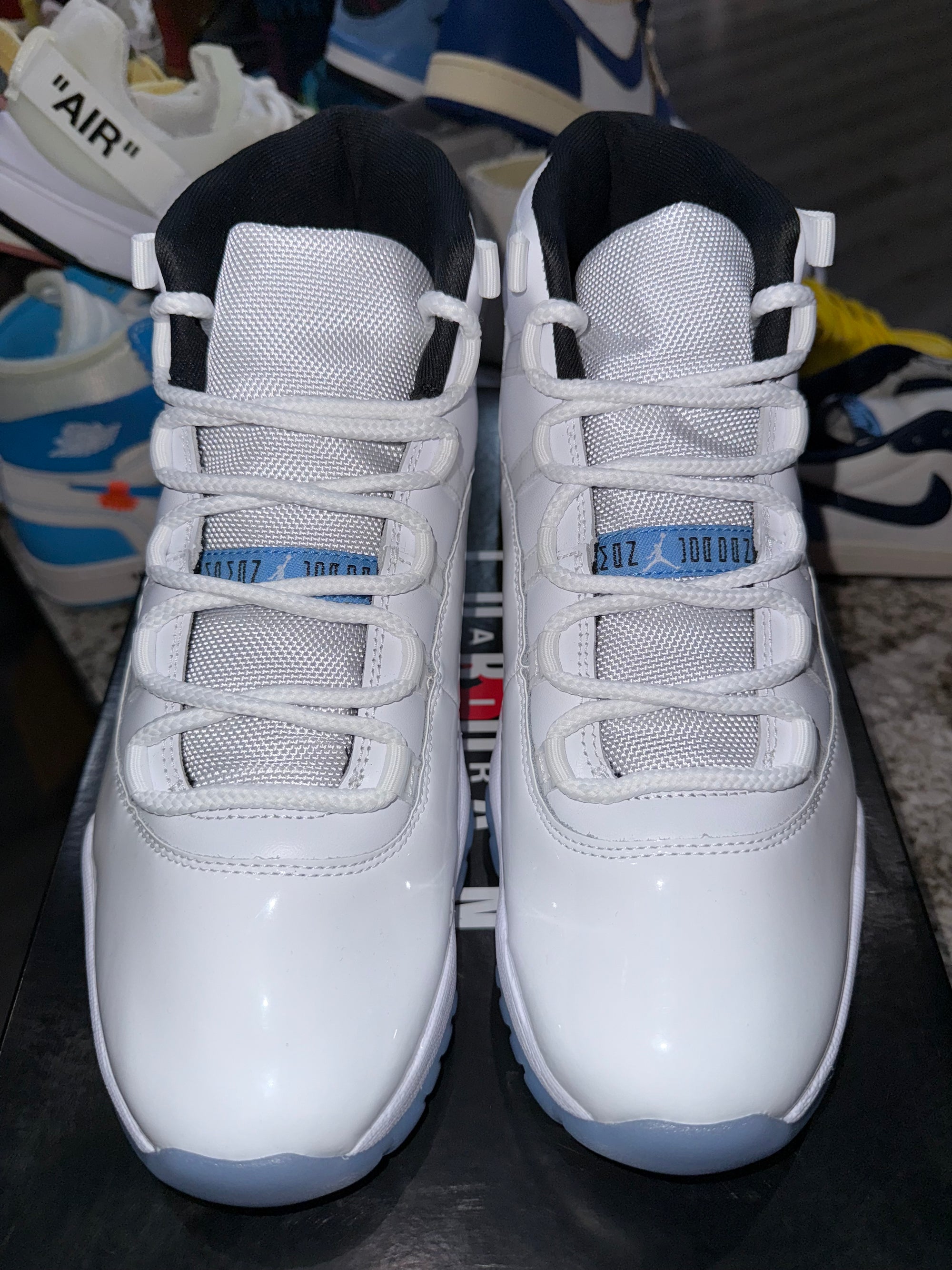Jordan 11 Retro Legend Blue (2024)
