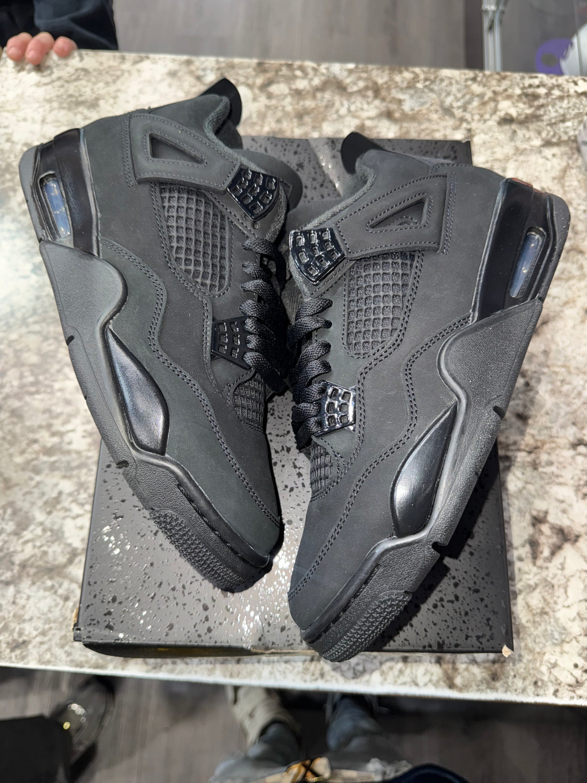 Jordan 4 Retro Black Cat (2025)