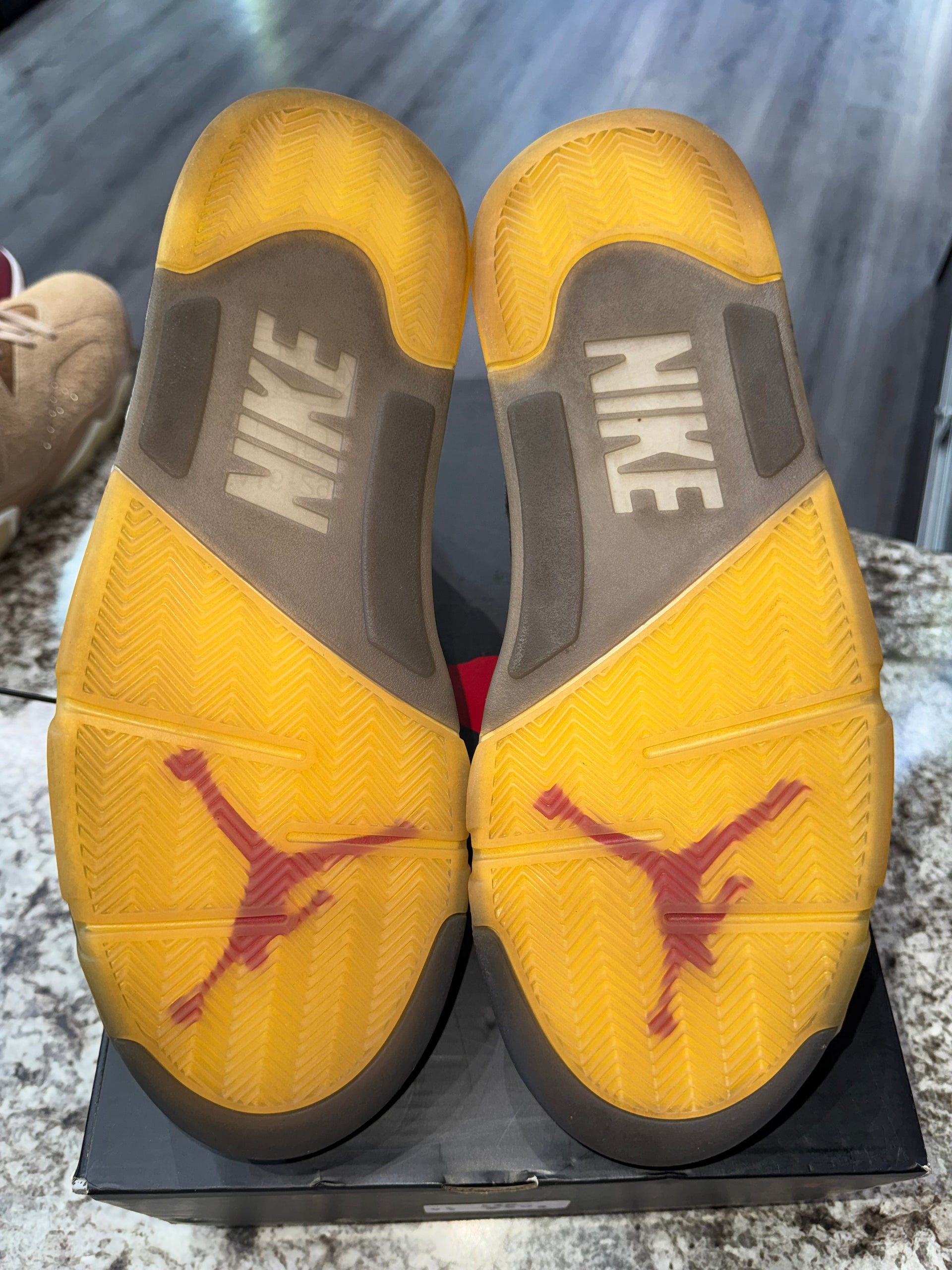 Jordan 5 Retro Off-White Muslin