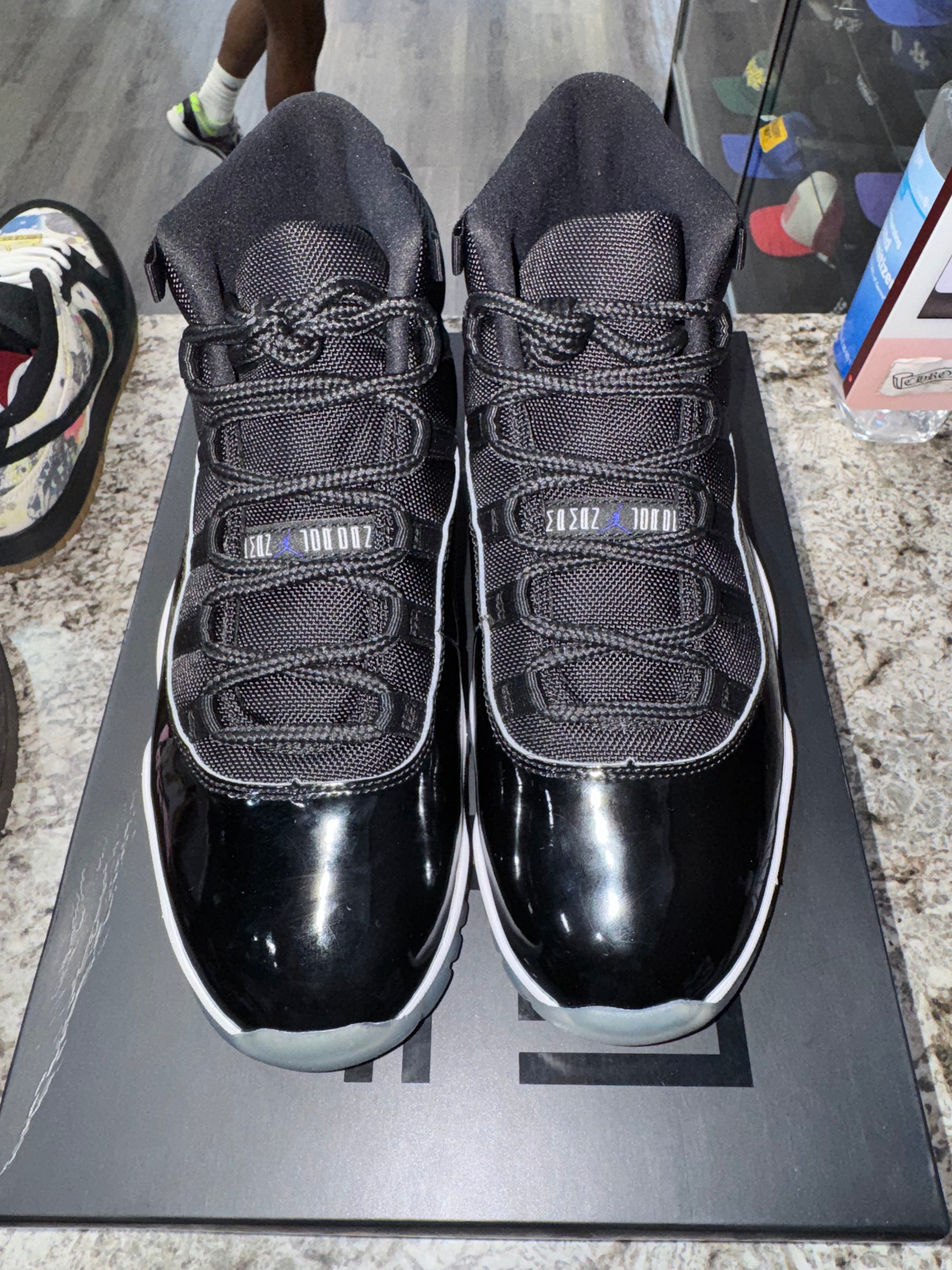 Jordan 11 Retro Space Jam (2016)
