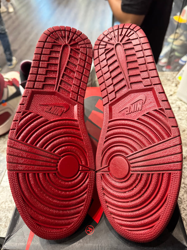 Jordan 1 Retro High Bred Banned (2016) (Damaged Box)