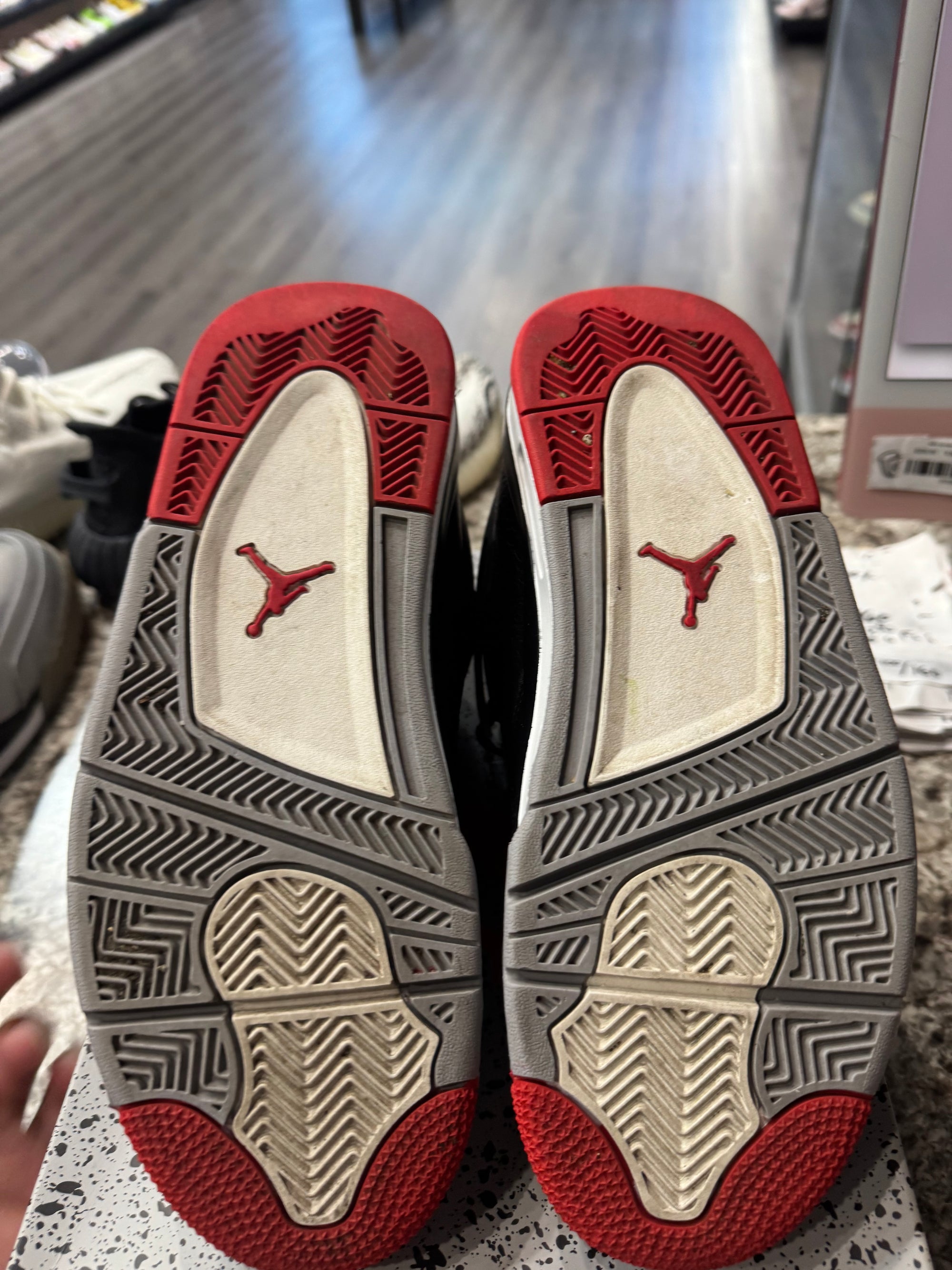 Jordan 4 Retro Bred Reimagined (GS)