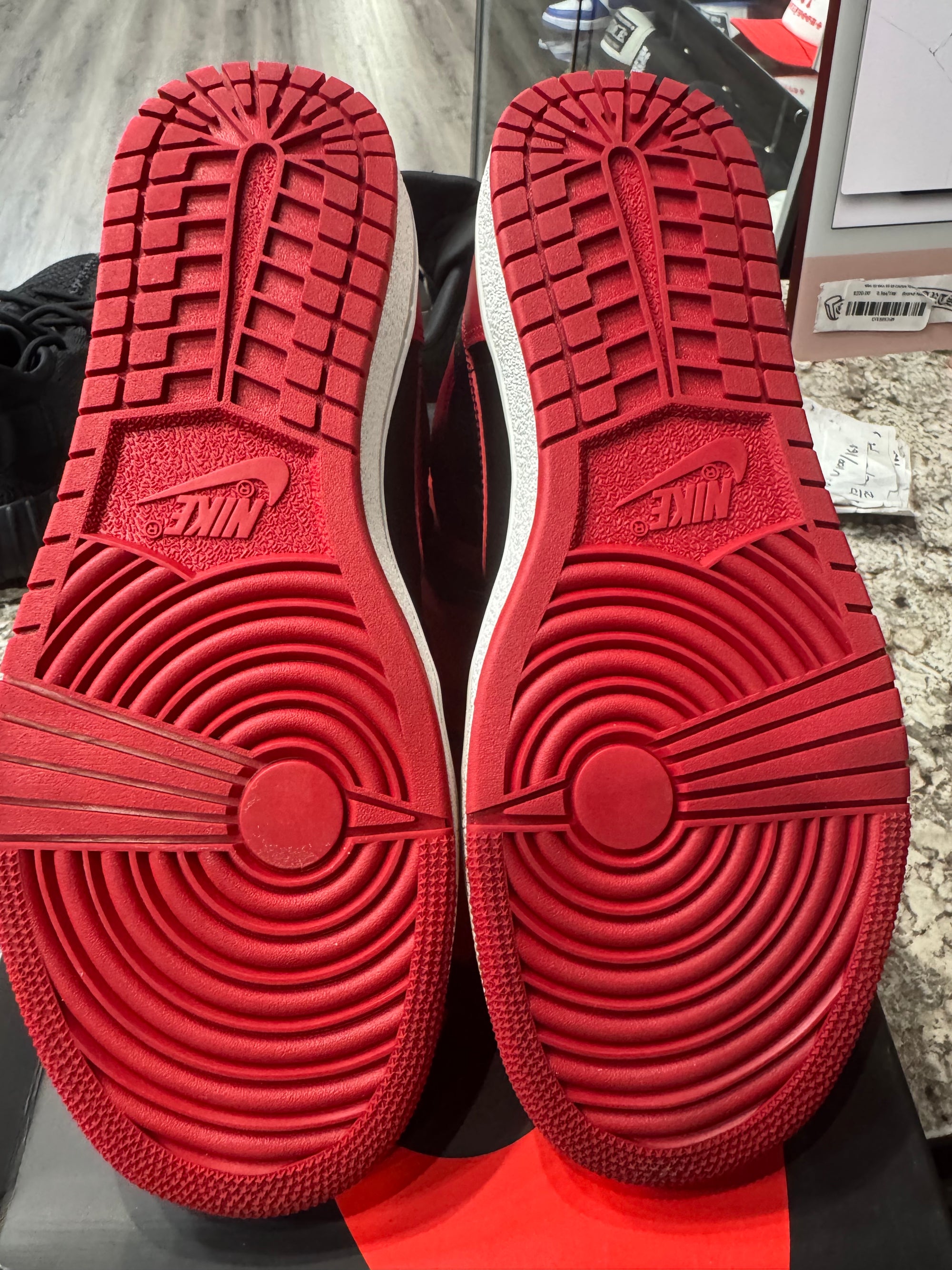Jordan 1 Retro High '85 OG Bred (2025)