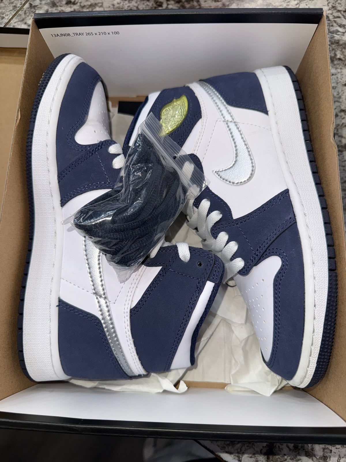 Jordan 1 Retro High CO Japan Midnight Navy (GS)