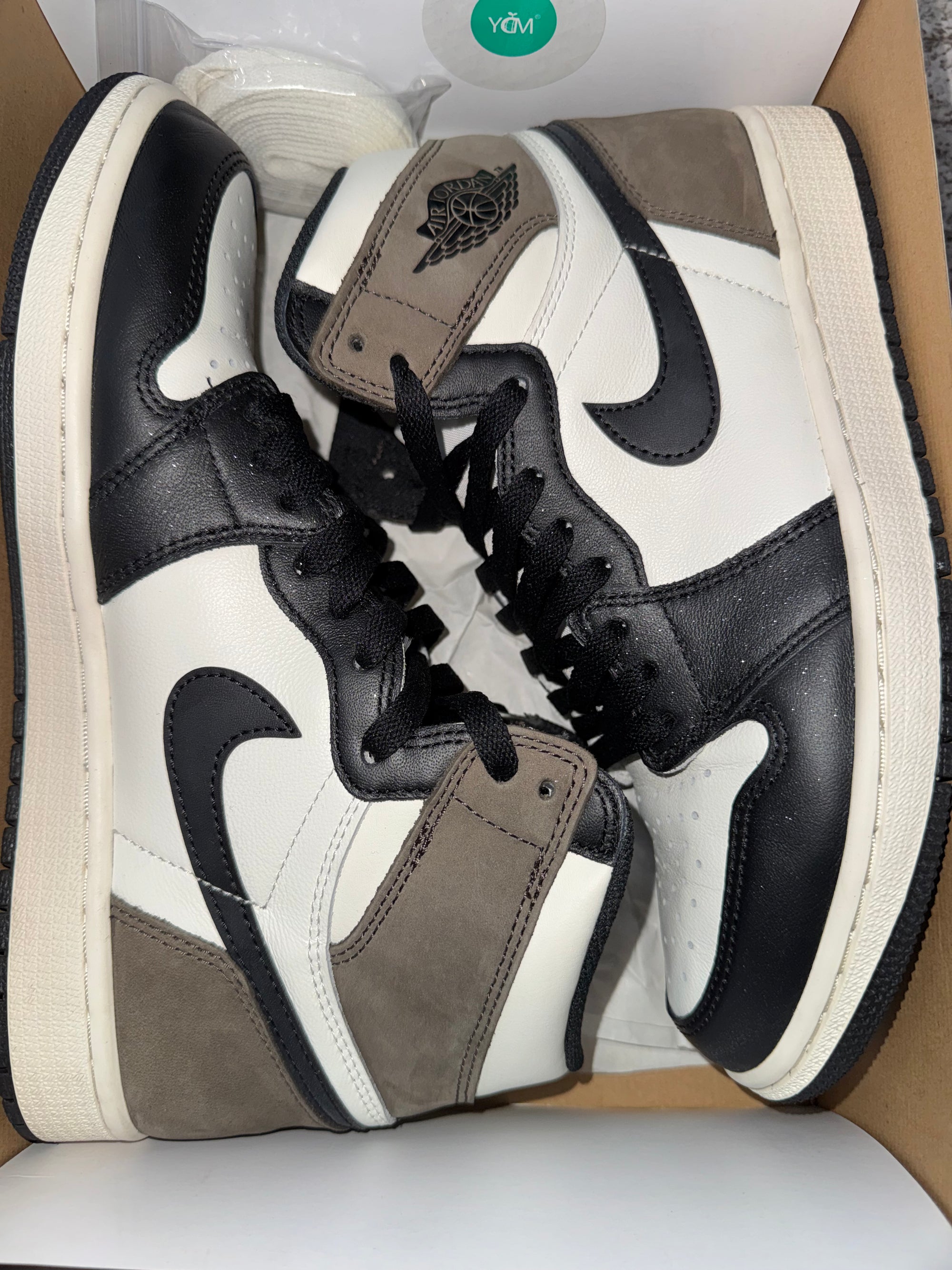 Jordan 1 Retro High Dark Mocha