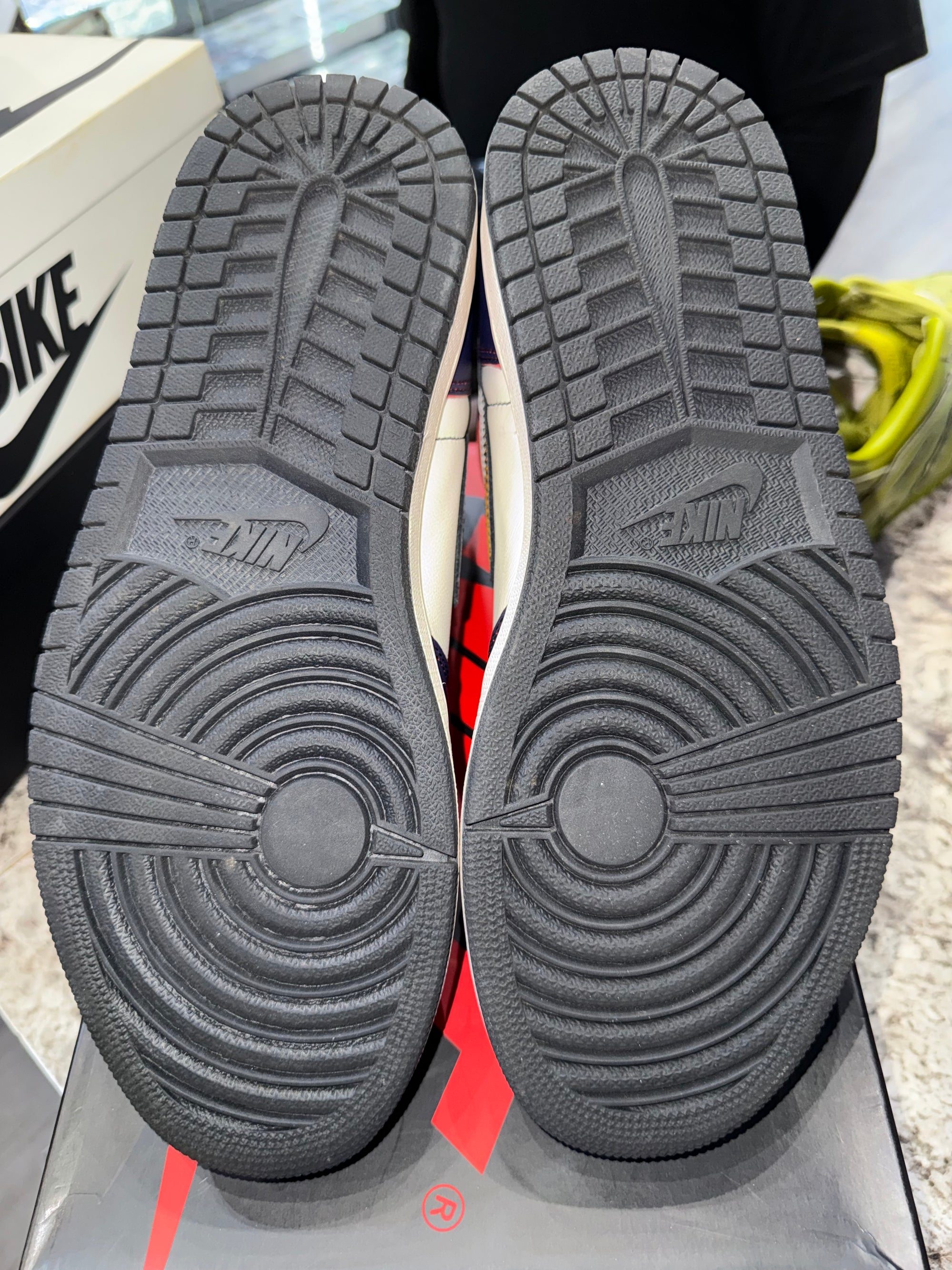 Jordan 1 Retro High OG Defiant SB LA to Chicago