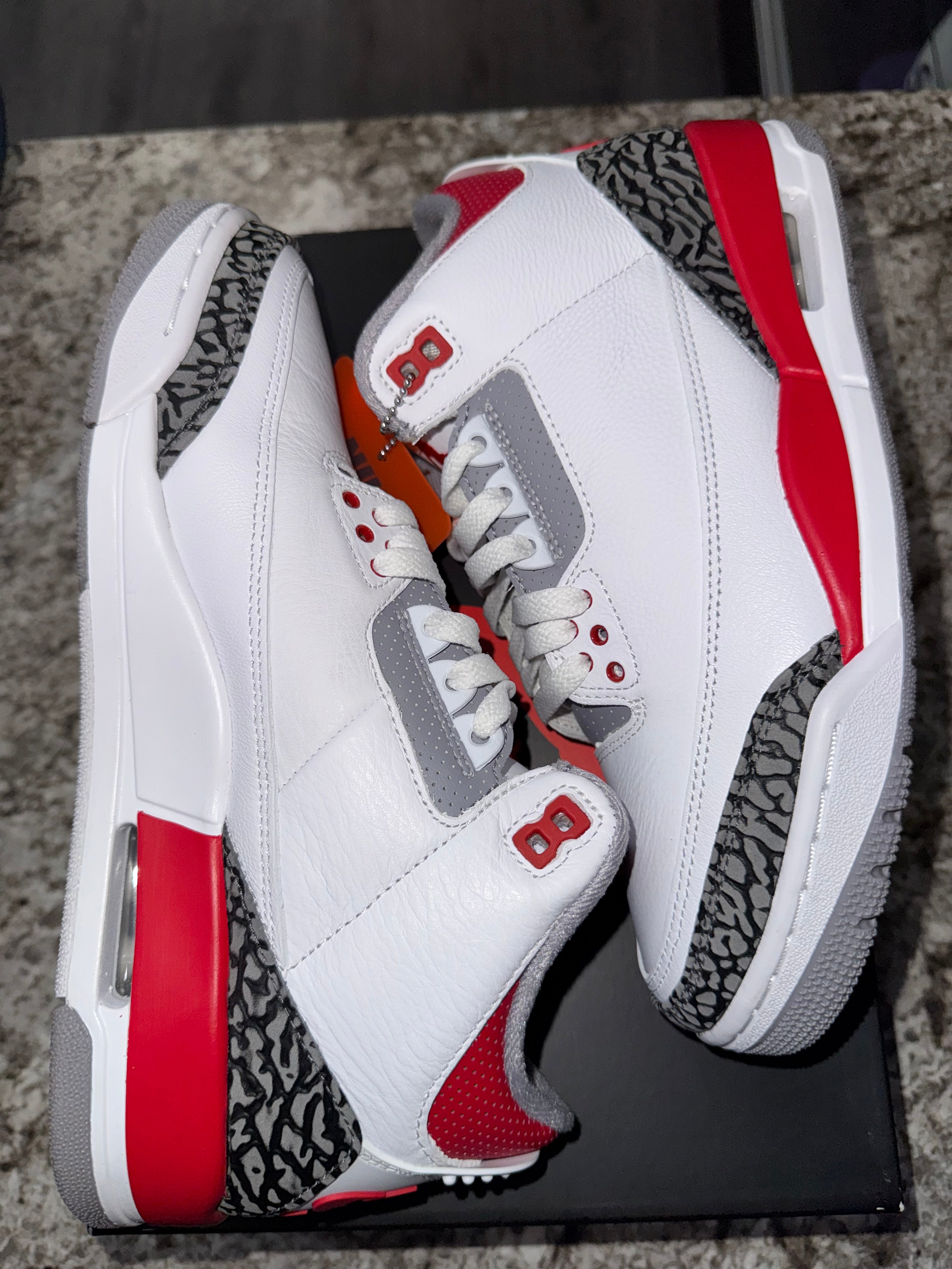 Jordan 3 Retro Fire Red (2022) – Coolkicks