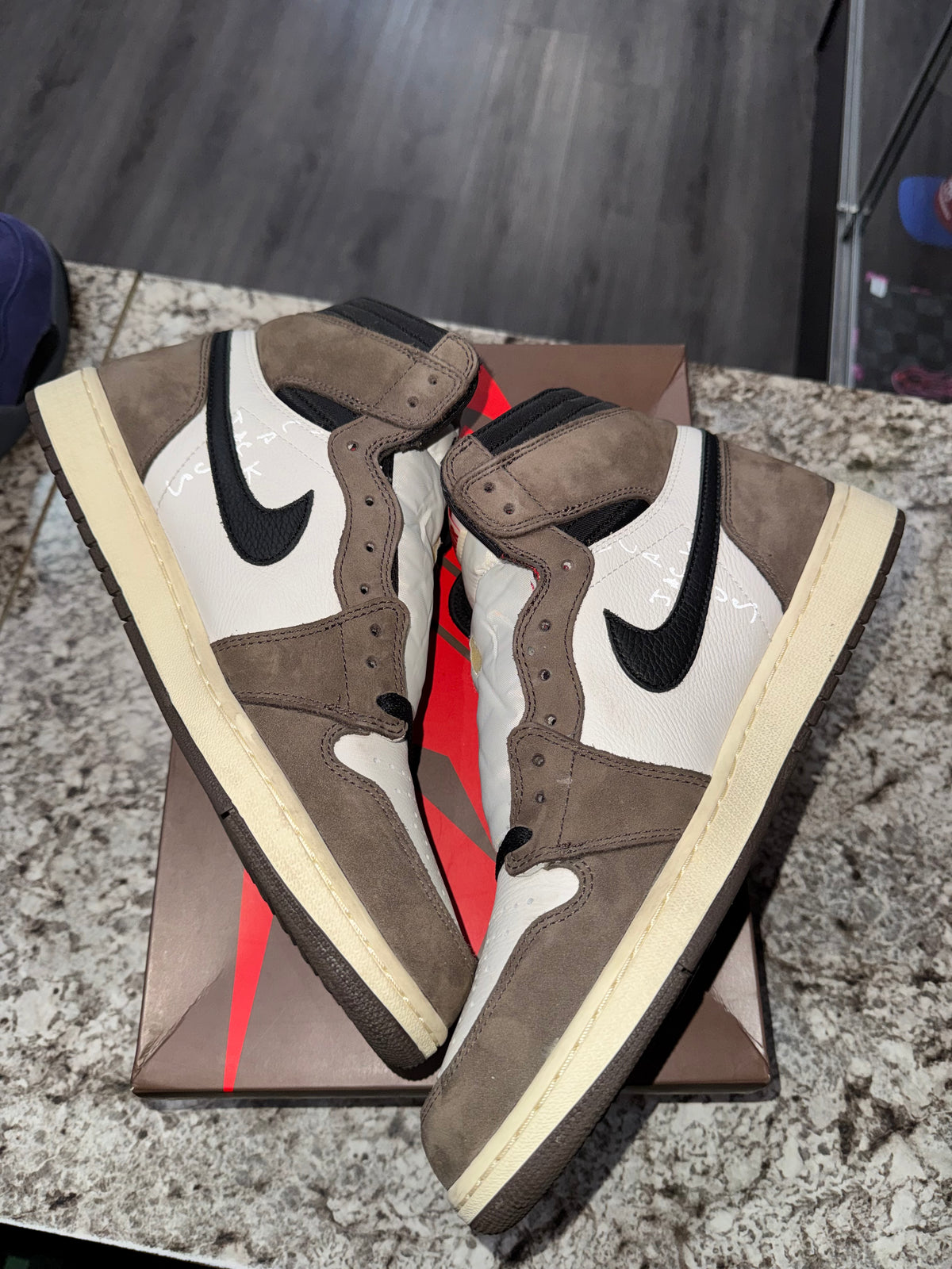 Jordan 1 Retro High OG SP Travis Scott Mocha
