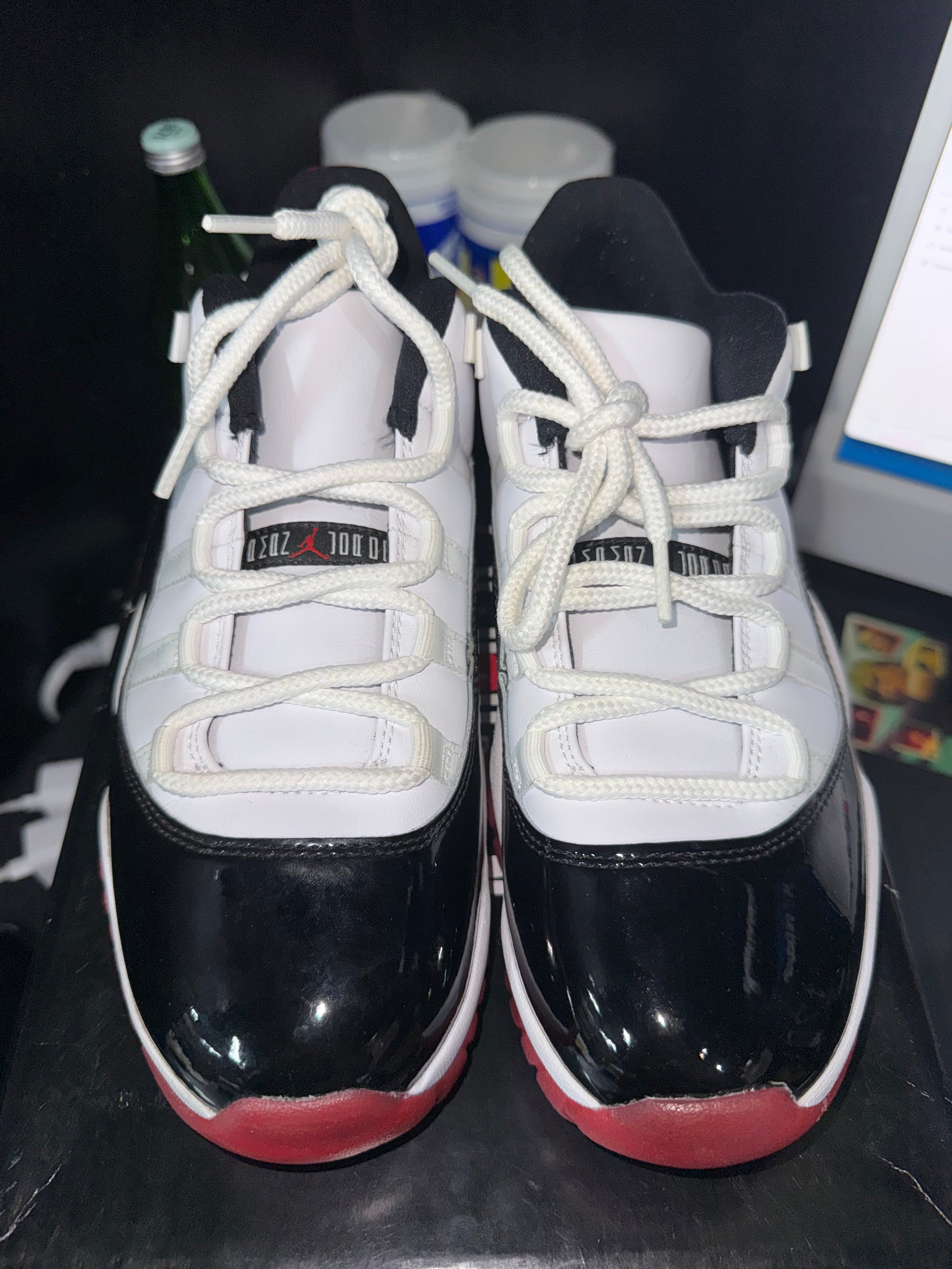 Jordan 11 Retro Low Concord Bred