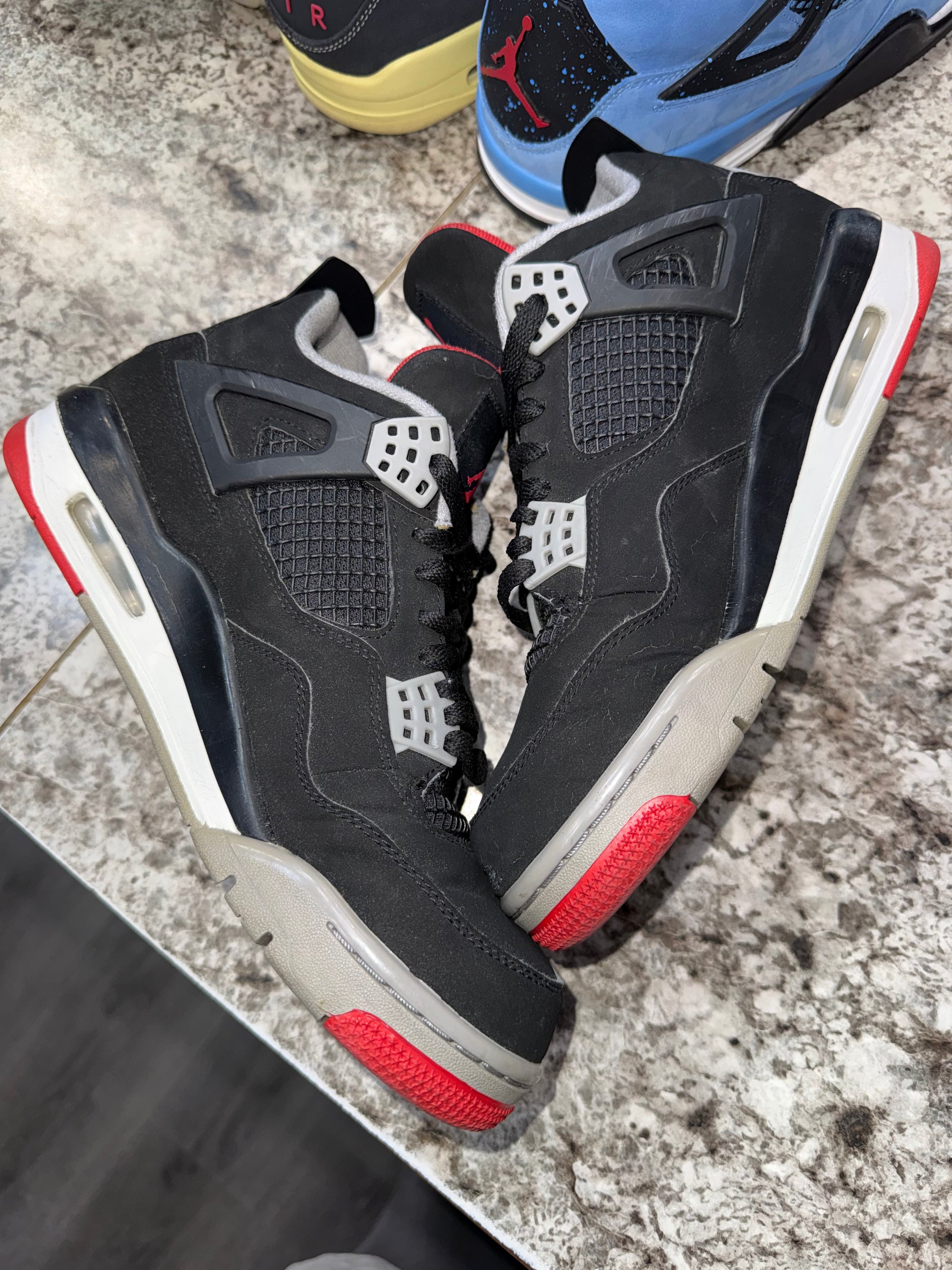 Jordan 4 Retro Bred (2019)