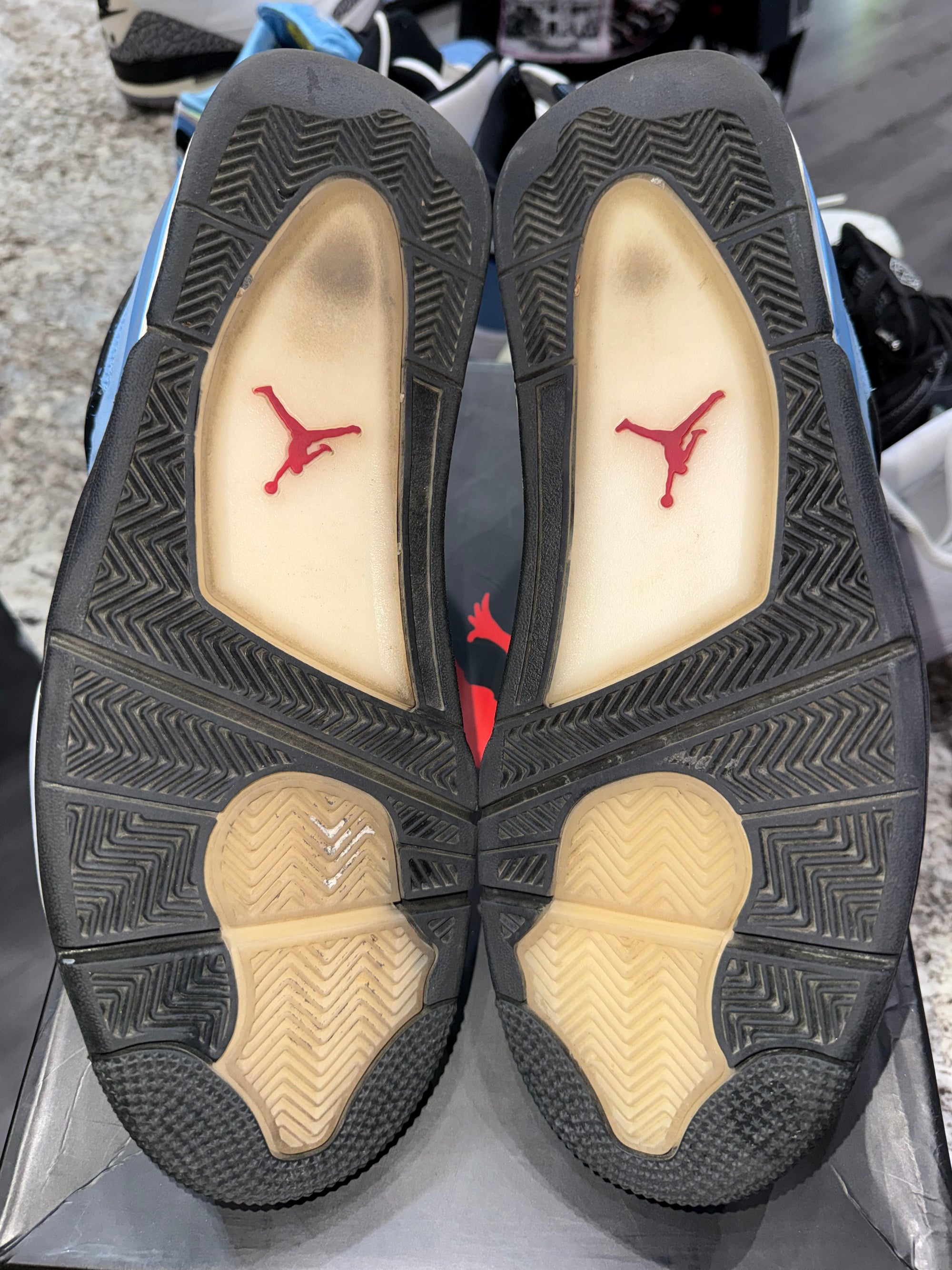 Jordan 4 Retro Travis Scott Cactus Jack