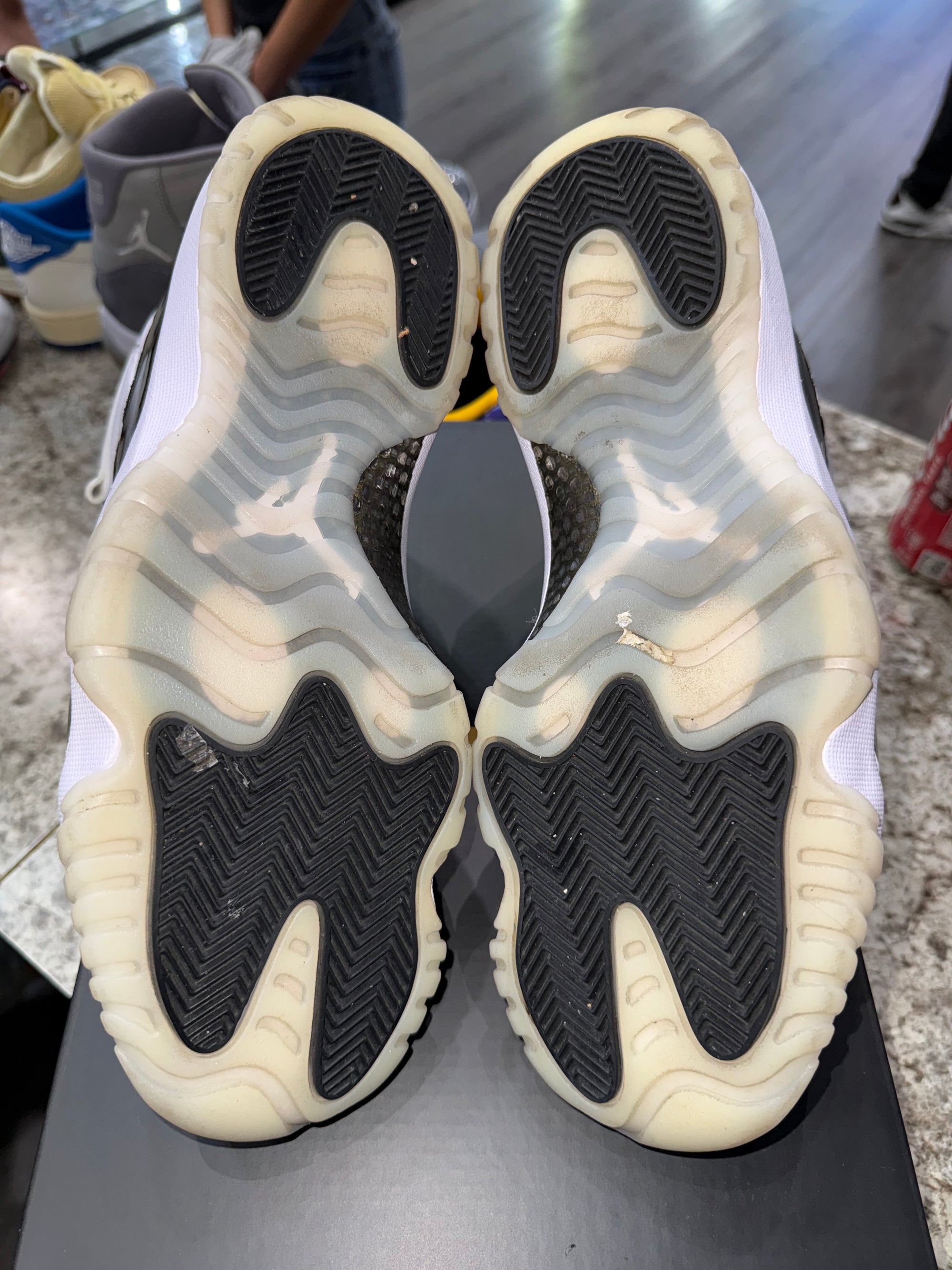 Jordan 11 Retro DMP Gratitude (2023)