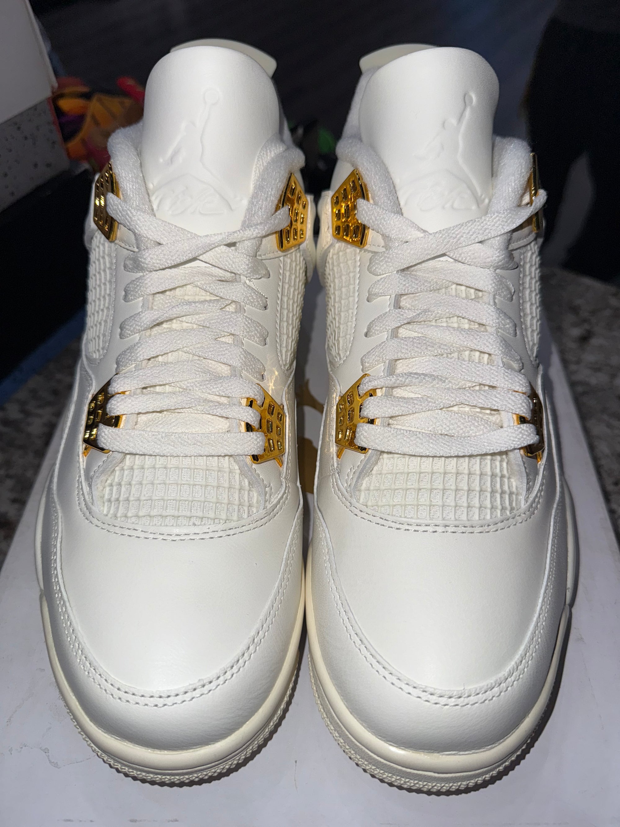 Jordan 4 Retro Metallic Gold (Women's)