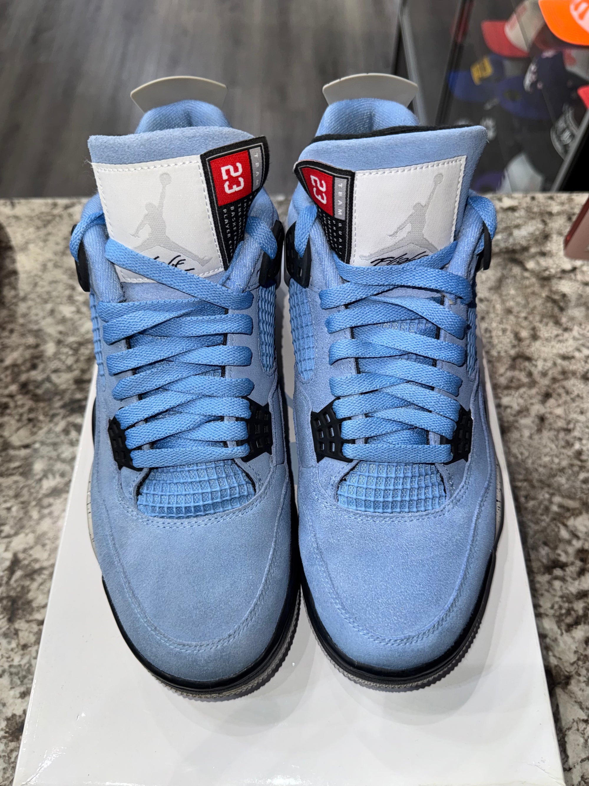Jordan 4 Retro University Blue