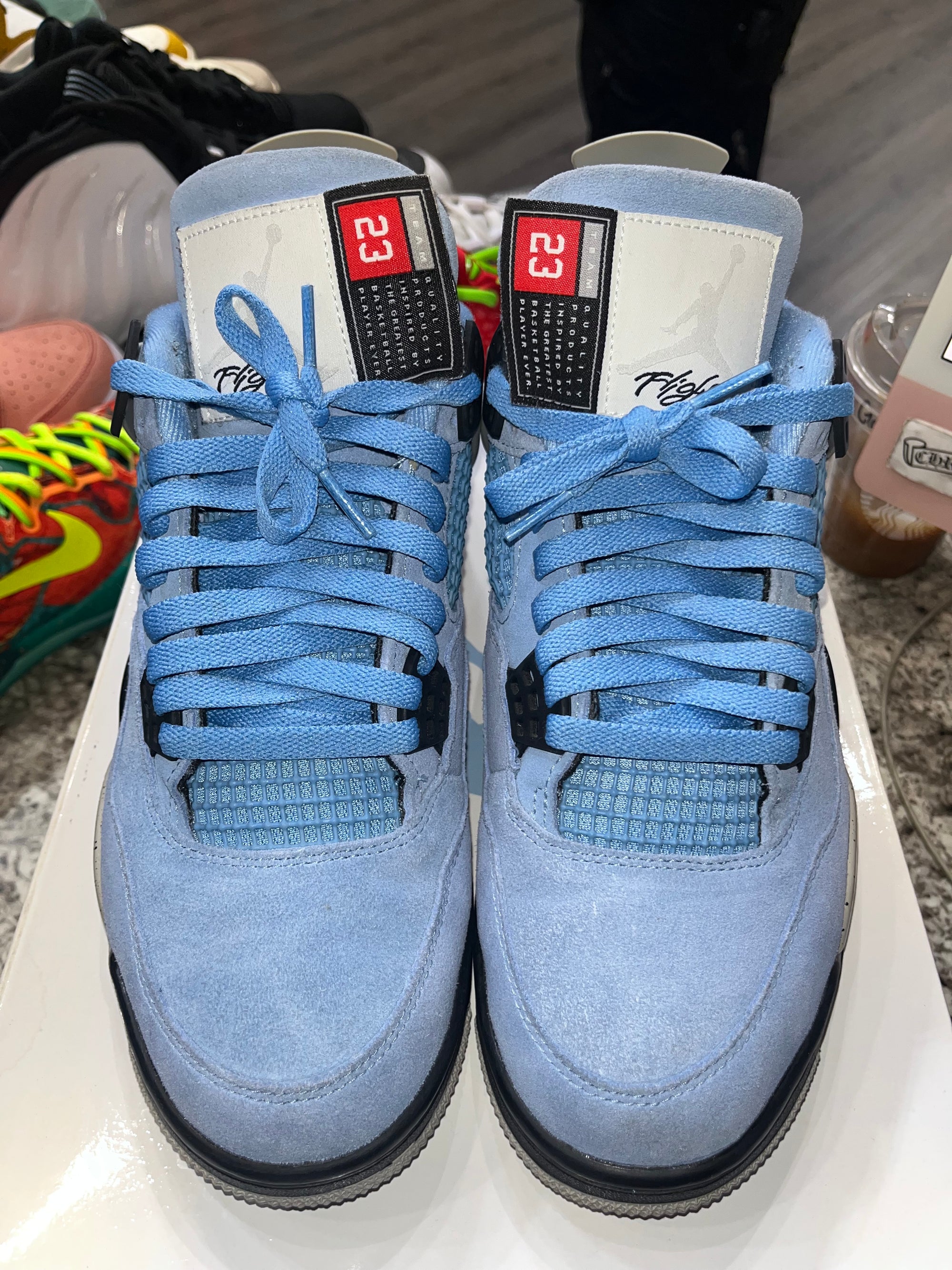 Jordan 4 Retro University Blue